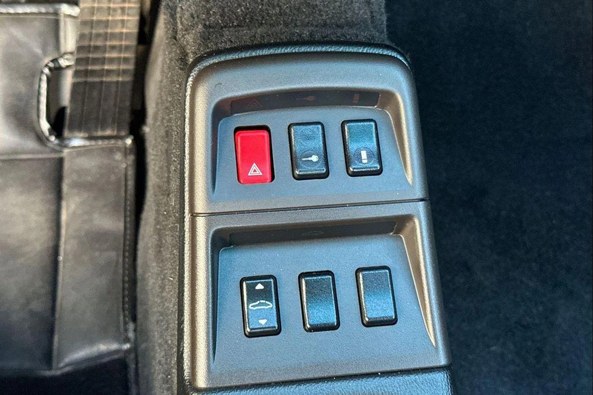 mph022_1472318394_bvh_RVSRG_Lgntibh_Z_Wp_Oiys0_Ax_Ps_833edfae26