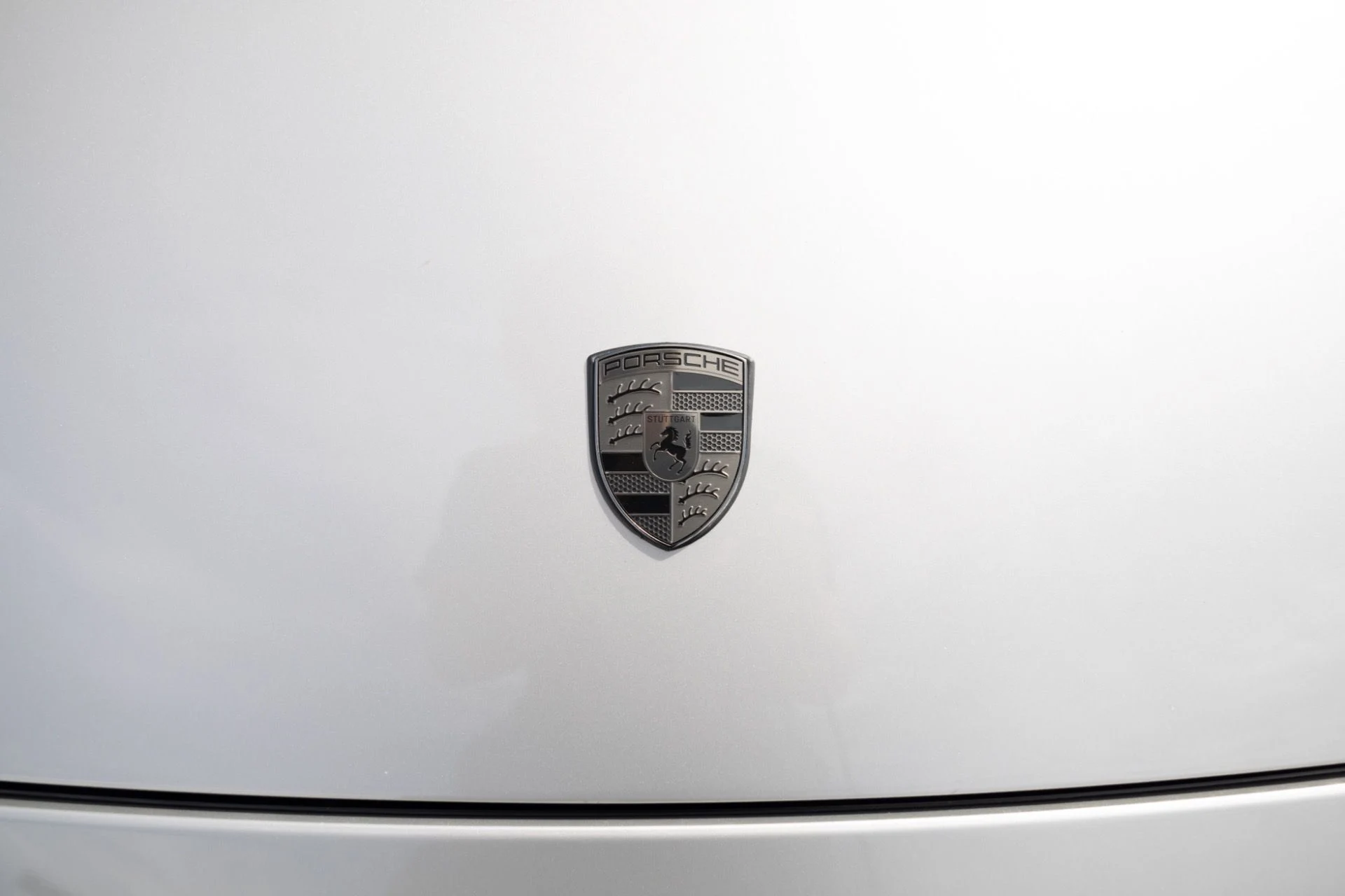 mph022_147276735_Used_1997_Porsche_911_Carrera_4_S_1785968822_1aa7d2bb5b
