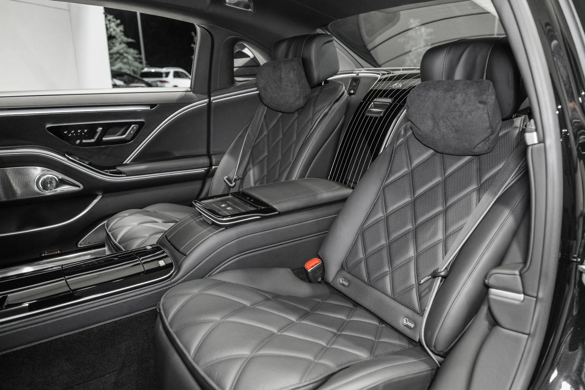 mph022_1484935246_Used_2024_Mercedes_Benz_S_Class_Maybach_S_580_1790005312_c89d5293cf