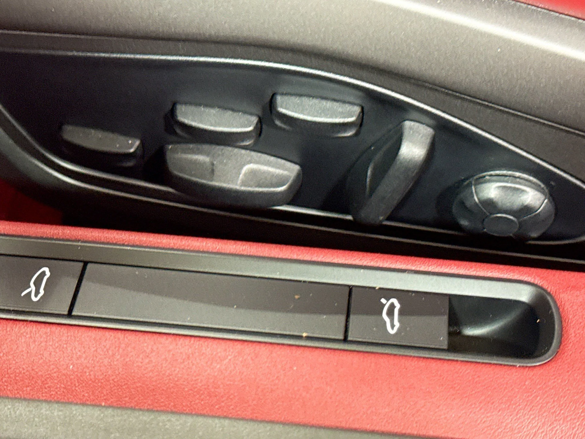 mph022_1492564877_fa919b5e30abeb4f7469984f8eba694a_42dd9a44a0