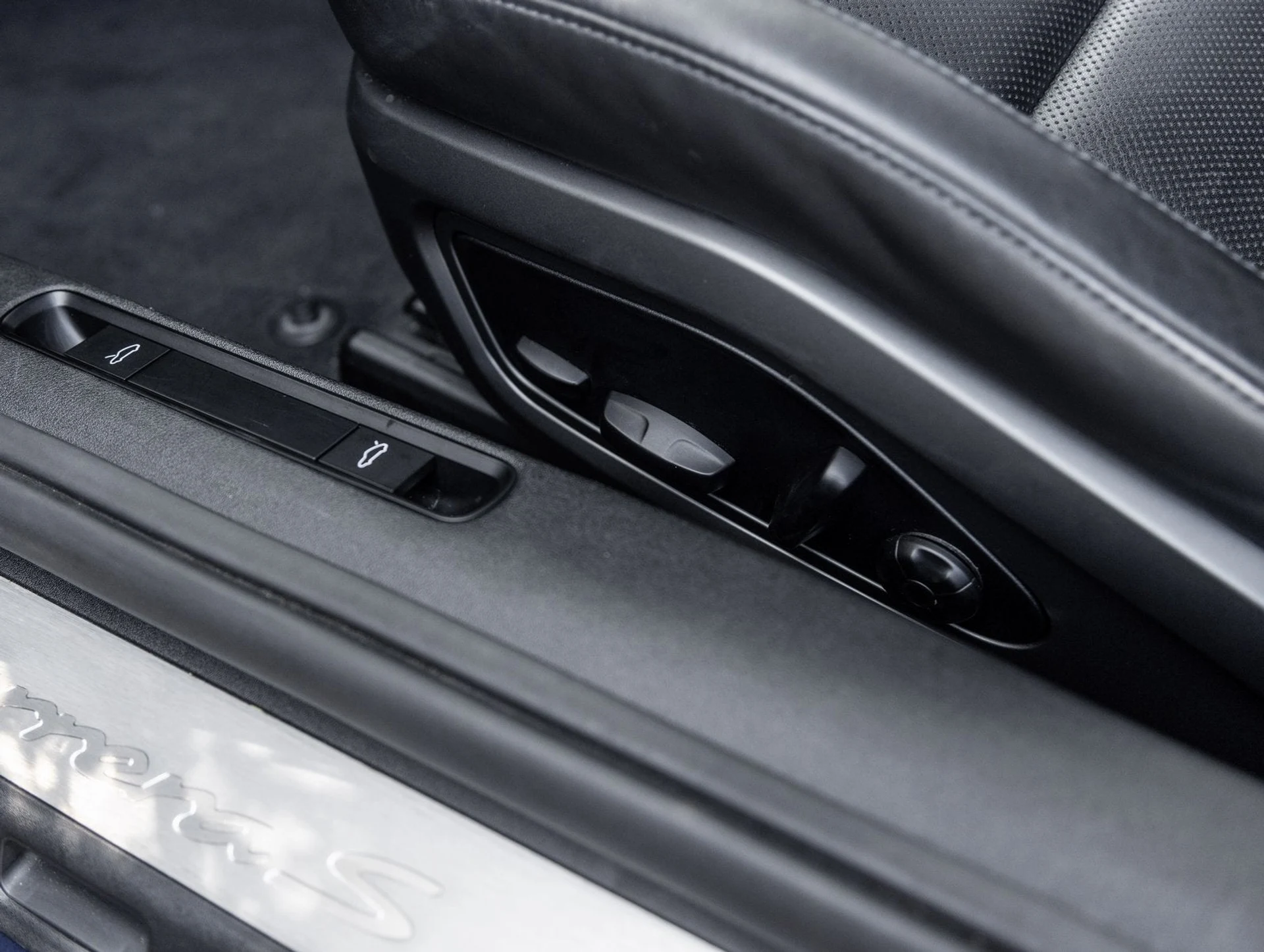 mph022_1505678466_23_3f77e869ba