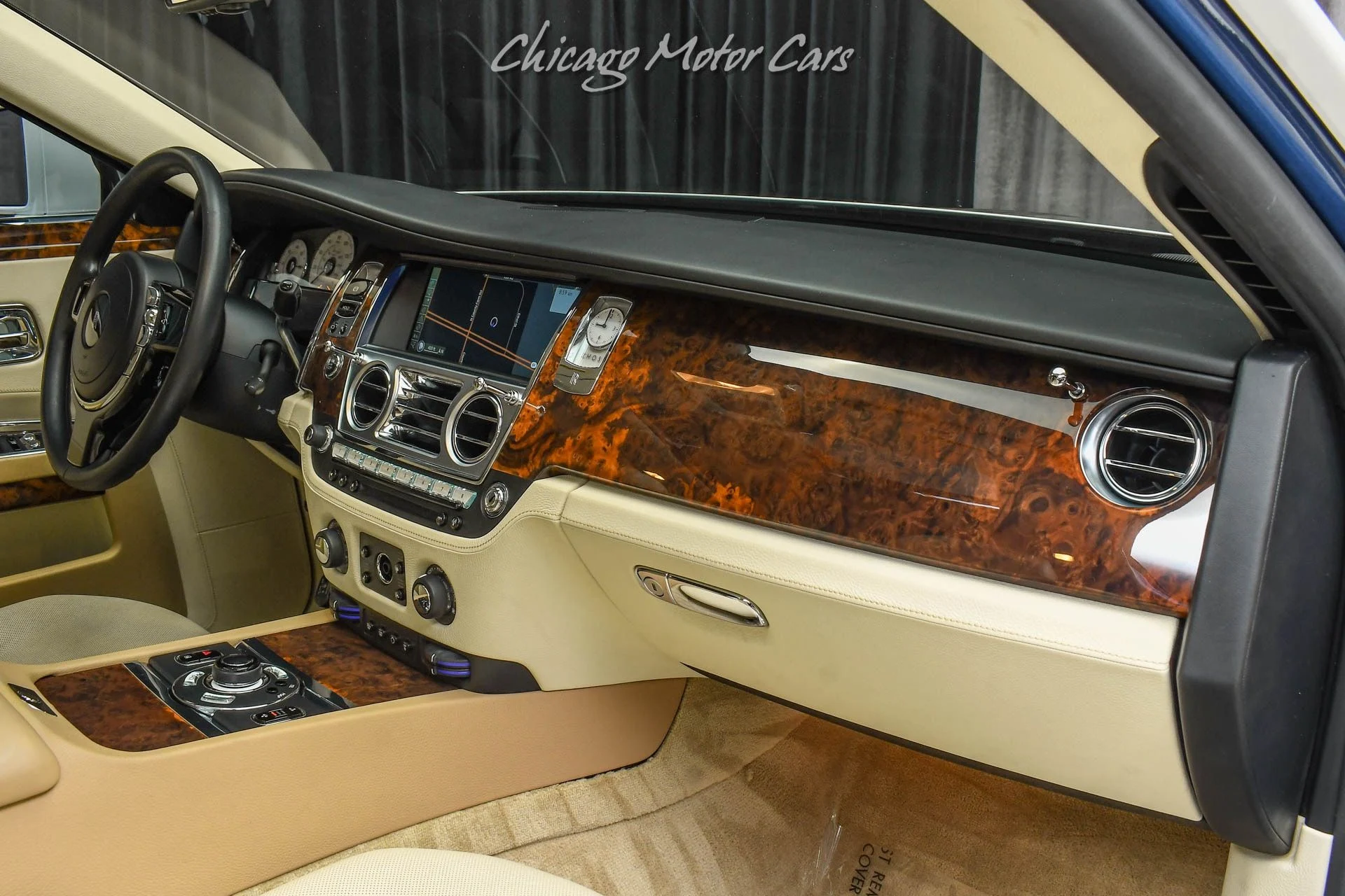 mph022_1506594165_13434_p23_l_81e93f2821