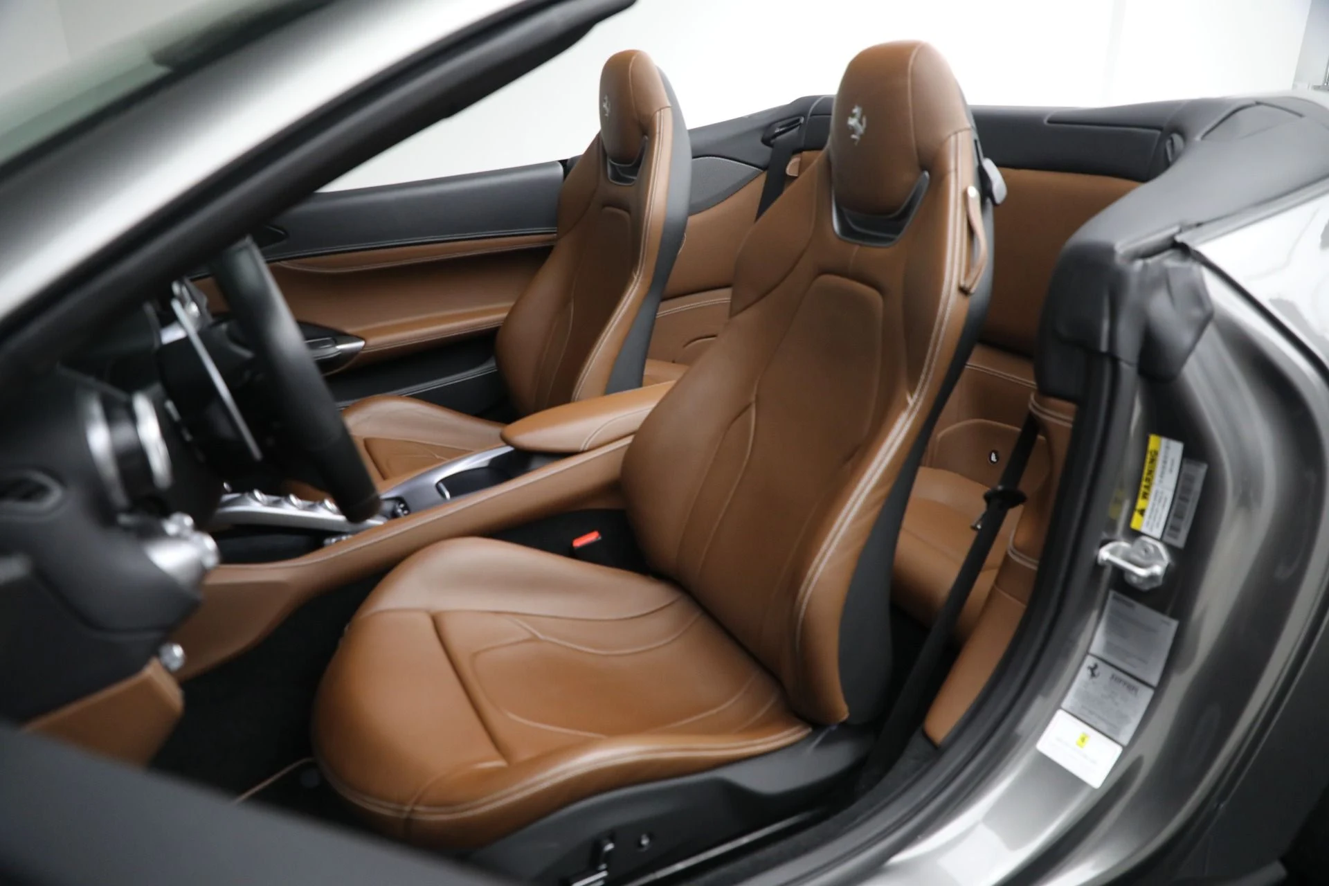 mph022_1507067149_Used_2019_Ferrari_Portofino_533a099928
