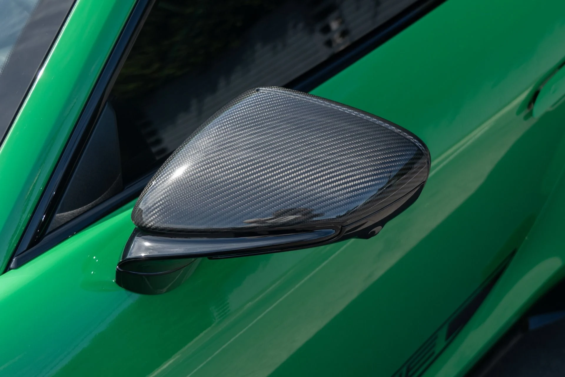 mph022_1511318712_Used_2022_Porsche_911_Turbo_S_1758136963_9d6e200893