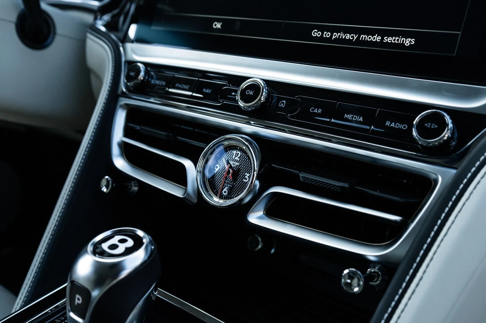 mph022_1520346991_Used_2026_Bentley_Flying_Spur_1792511723_4de8d07a6a