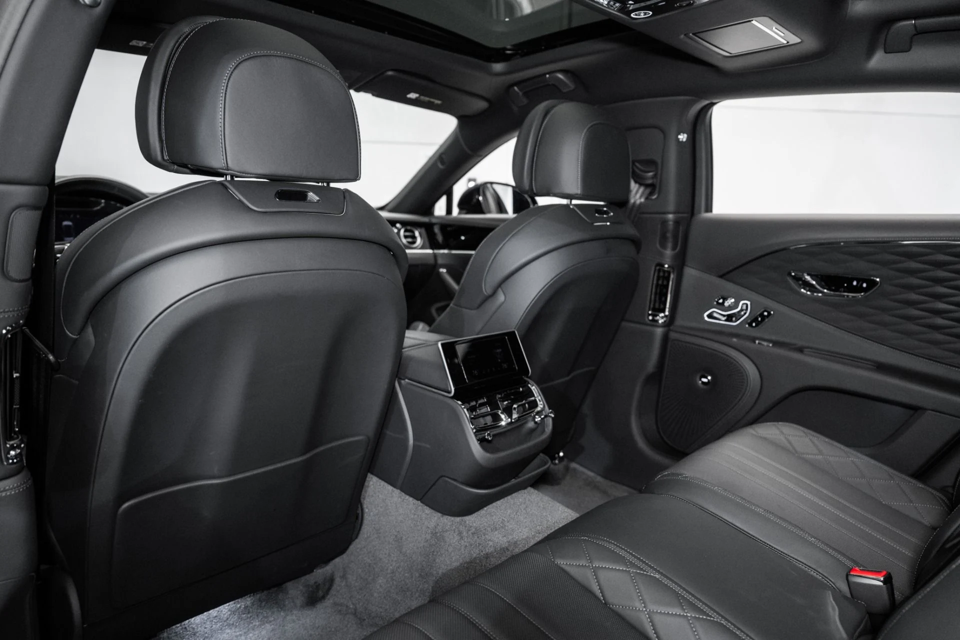 mph022_1532427861_Used_2024_Bentley_Flying_Spur_Speed_1741190012_b853874fc3