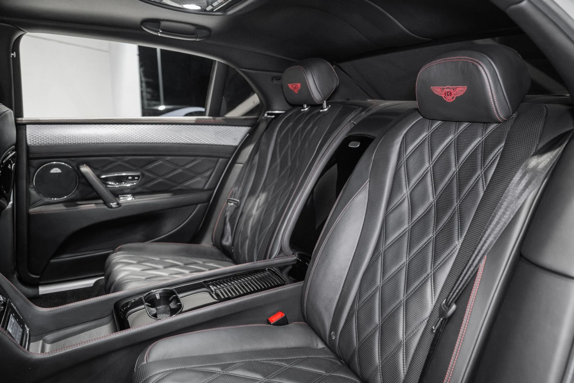 mph022_1539325990_Used_2014_Bentley_Flying_Spur_1764428362_7527dc5877