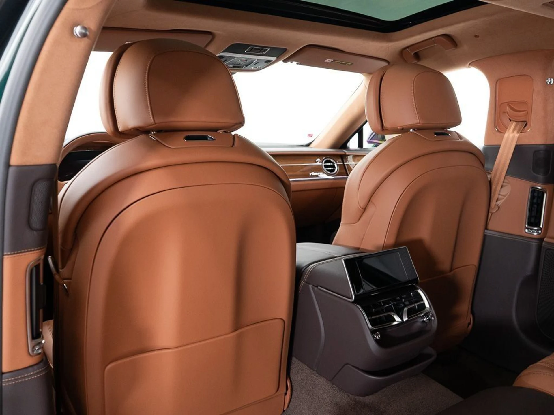 mph022_1544126968_a0a7b76fd5bdf6f3fdc9b3004f46bd8f_d021894c17