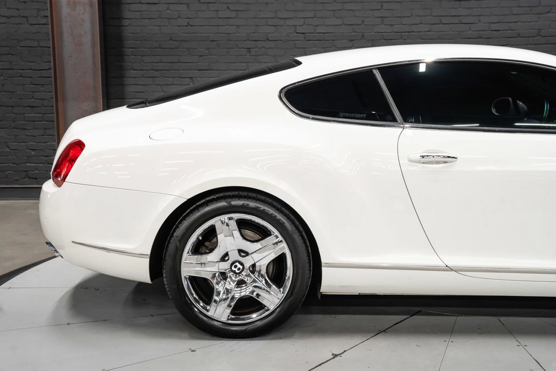 mph022_1547084563_bentley_continental_gt_2006_e4af2281cd