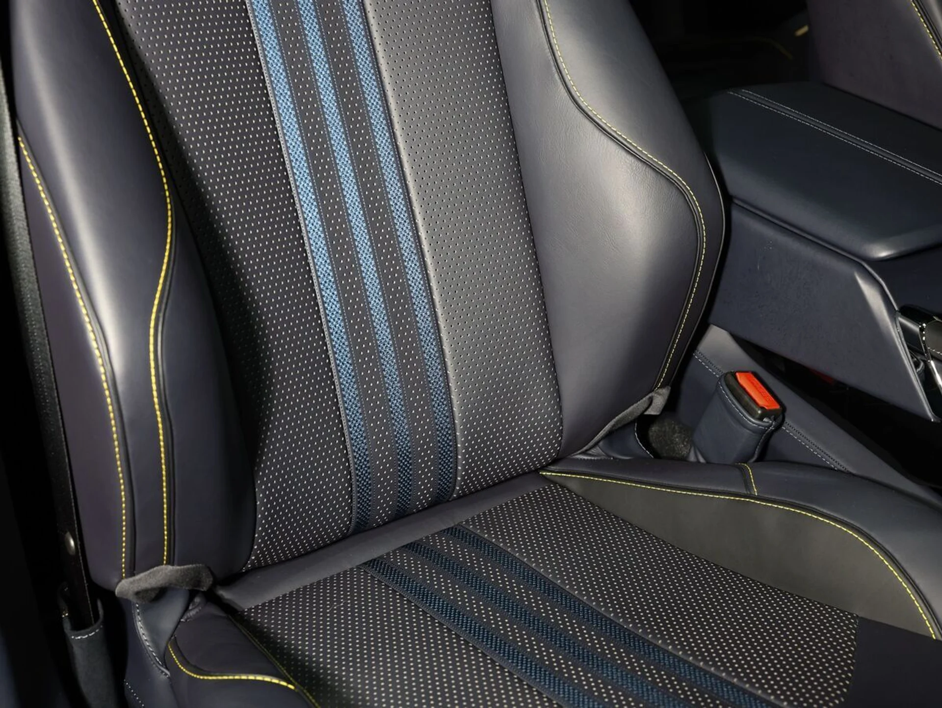 mph022_1547903376_p51uq9gmb4nfylxfyurrgguzzh4r_917a1ee647