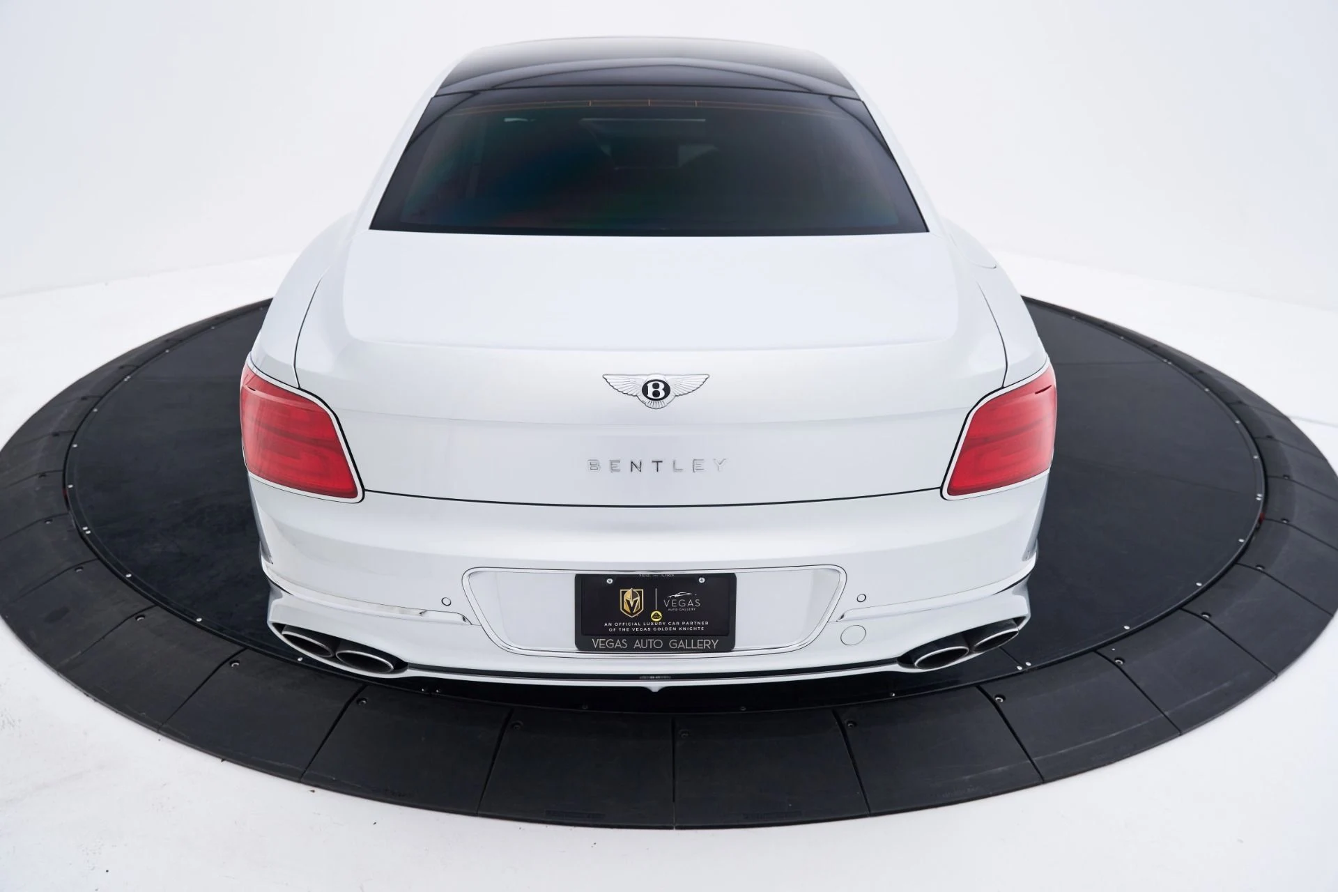mph022_1548527590_Used_2022_Bentley_Flying_Spur_V8_1793212000_e92f539ab8