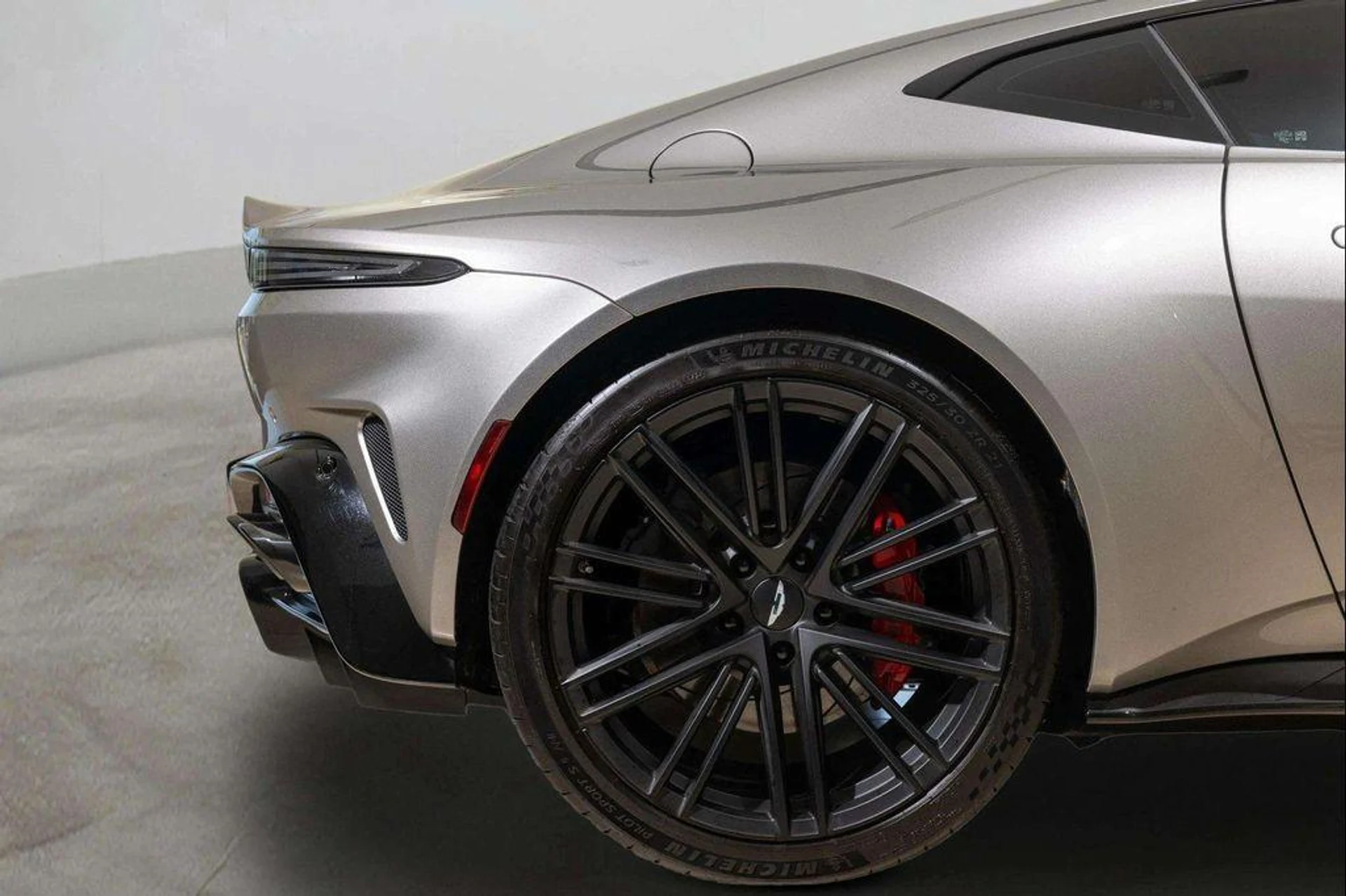 mph022_1549299252_Ld_V_Dw_SKF_Ivr9_CF_2s_I2_G8uv8j_YHE_b919c6c4cc