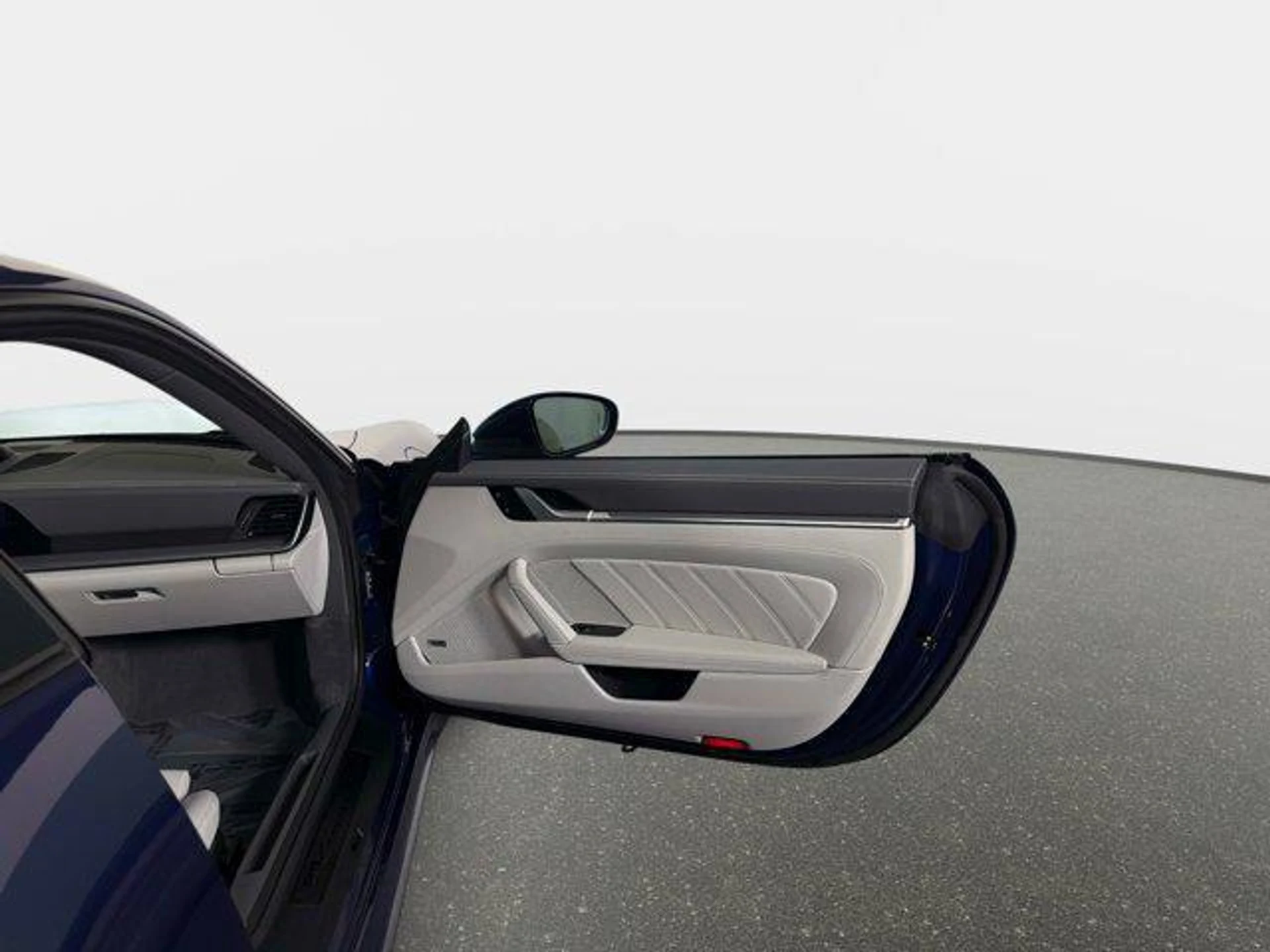 mph022_1550597861_p_O2_UAN_I2_Uj_Pby_Mvzw_SJRGA_064_81d9c8e370