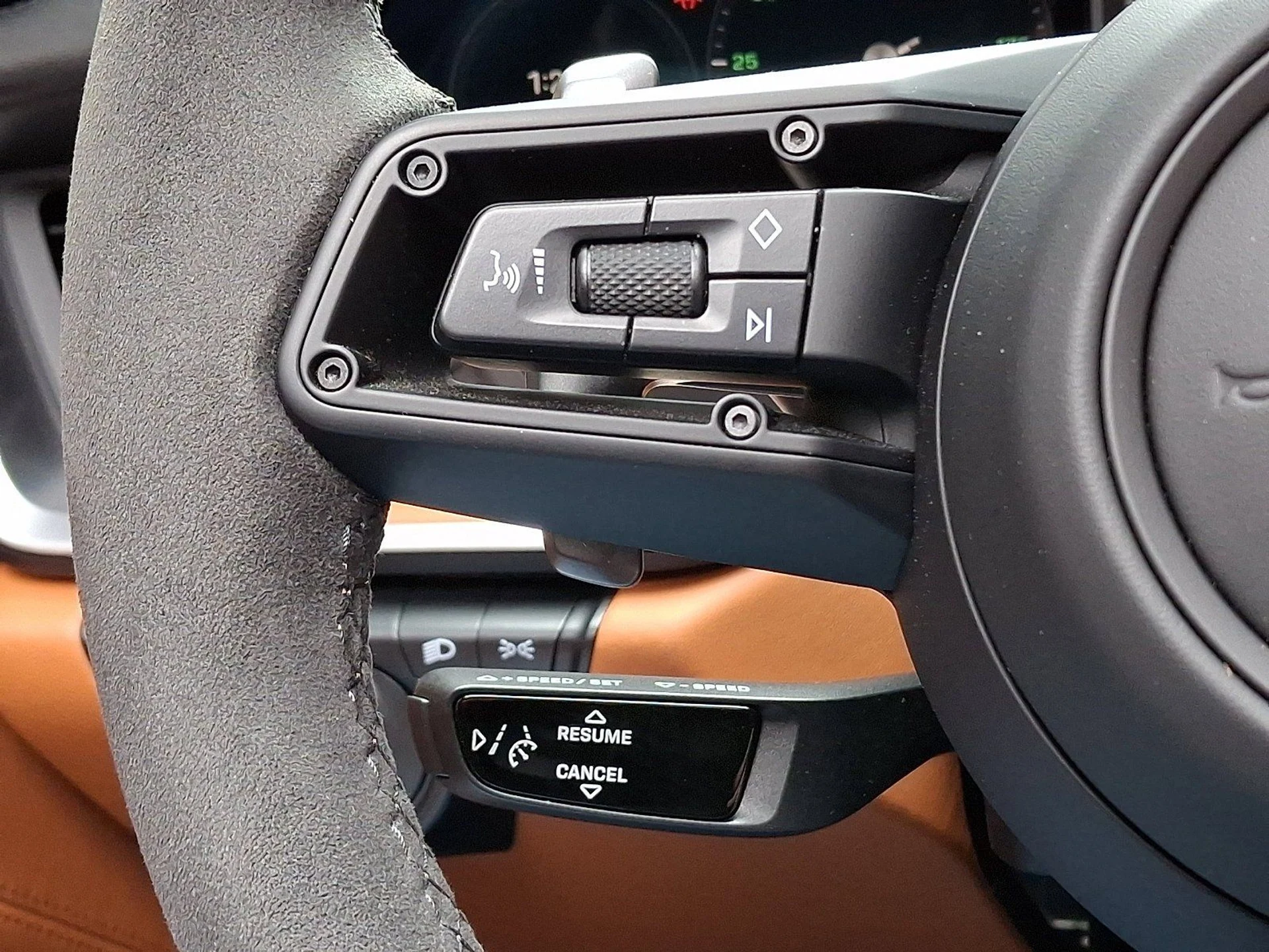 mph022_1550699427_b712541188cda72c77a5b71ca6dcb71e_17eb53d60e