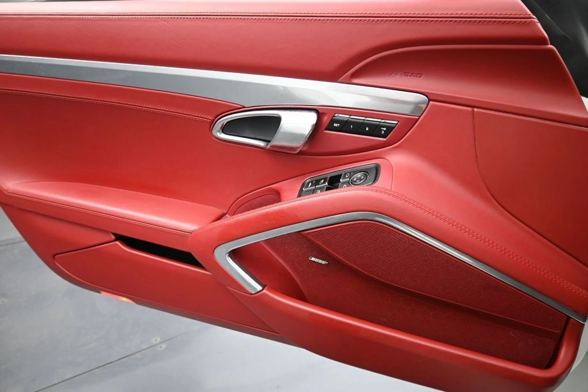 mph022_1556458674_1ea421351bcf9ef60bcd4350678a442a_305cf6e362