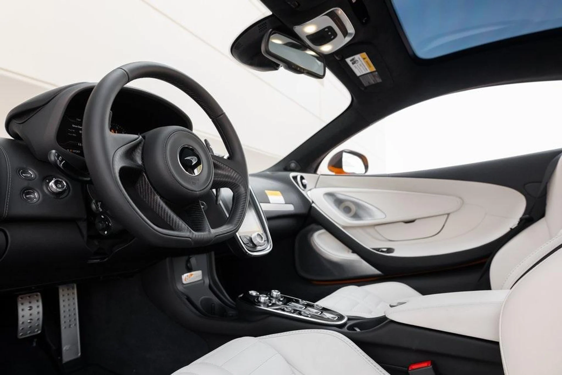 mph022_155663528_Used_2025_MCLAREN_GTS_1721509499_cd0a226640