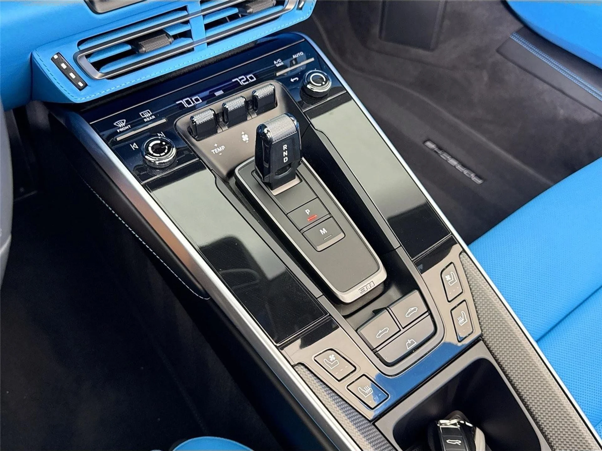 mph022_1557392501_6b10b2a5191a444d1a5d55c253316c5b_6d2b759f17