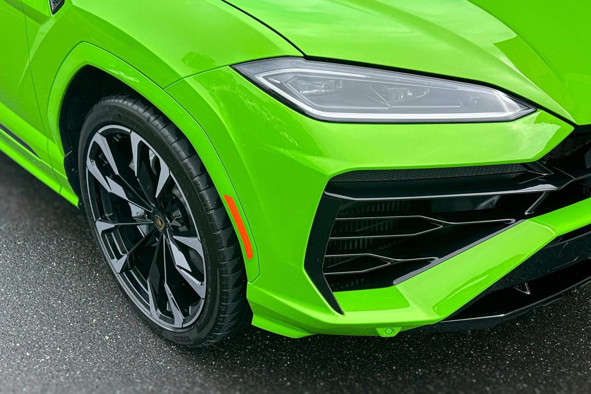 mph022_1559936706_New_2026_Lamborghini_Urus_SE_1788785792_83d64e9da6