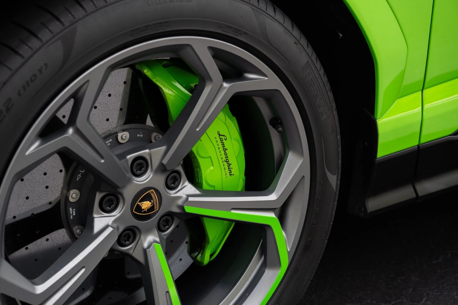 mph022_1560007740_Used_2023_Lamborghini_Urus_S_1758835388_f817afb01c