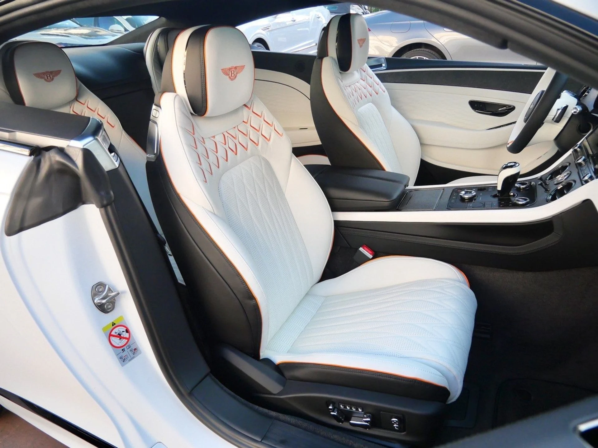 mph022_1560779265_fd25f1126c8df388f3e3a78458ea647cx_be9c77a86b