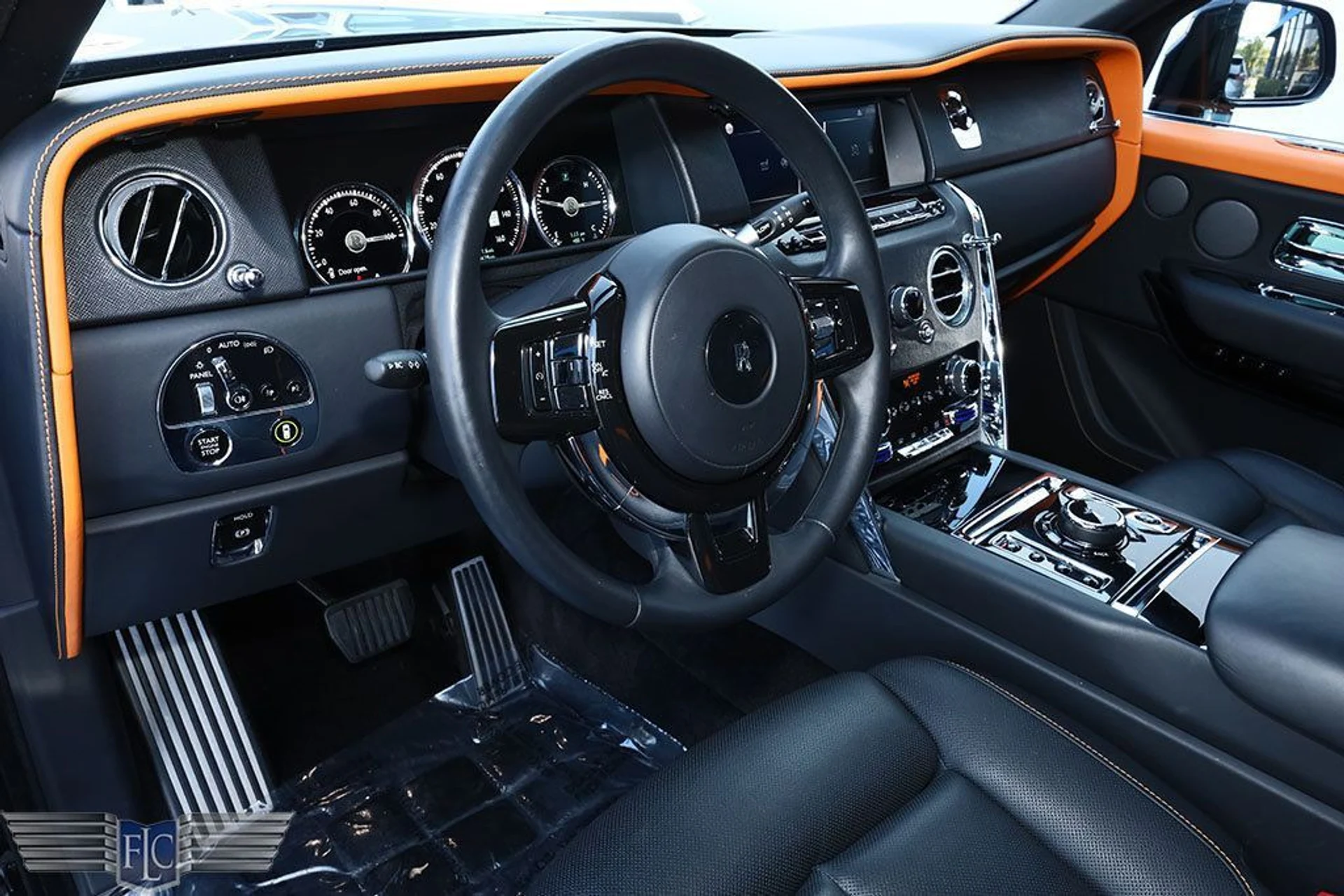 mph022_1560975099_used_2022_rolls_royce_cullinan_sportutility_6305_22954995_23_1024_84bd55ce04