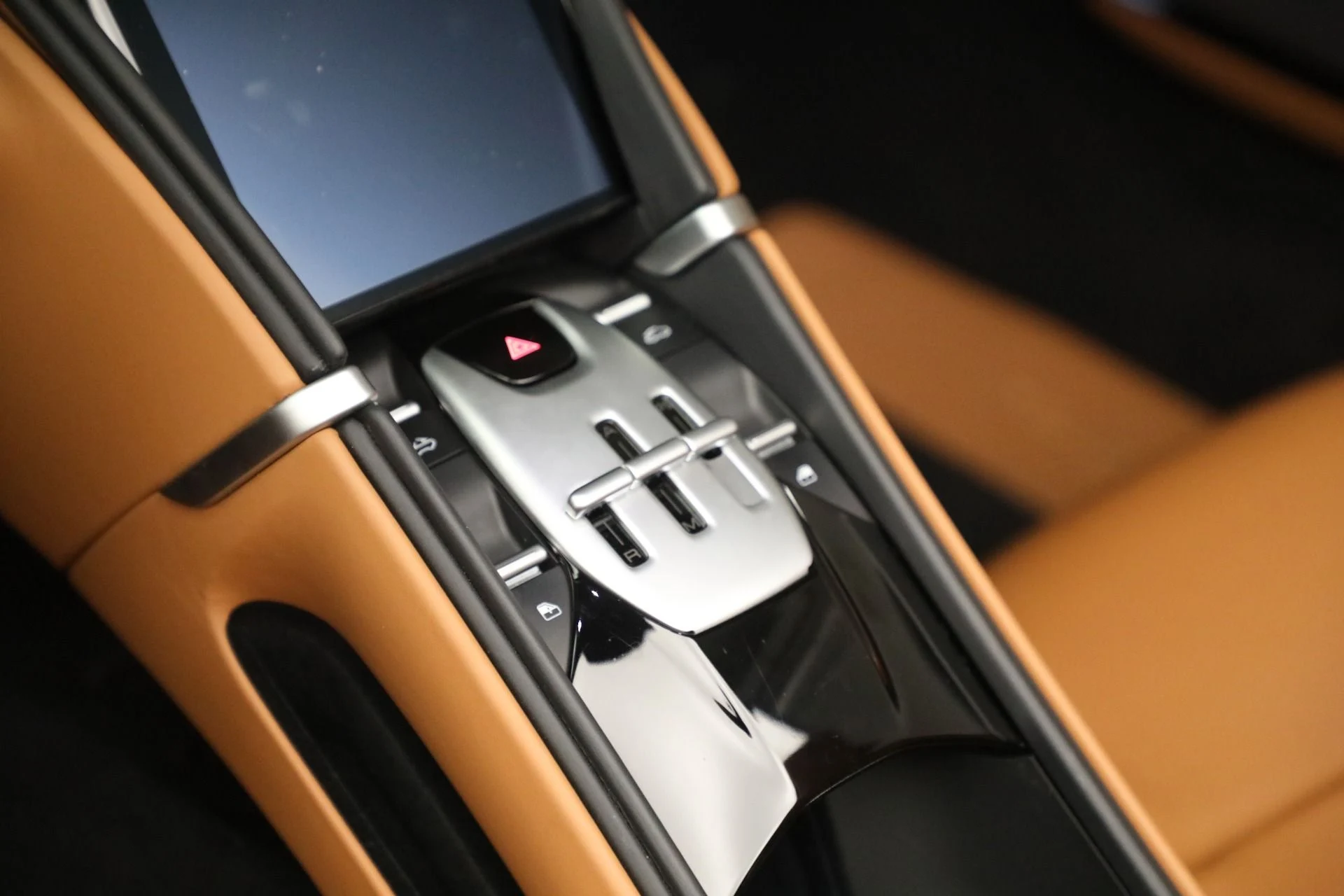 mph022_1564340098_Used_2025_Ferrari_Roma_Spider_1773763660_2ddbd063e8