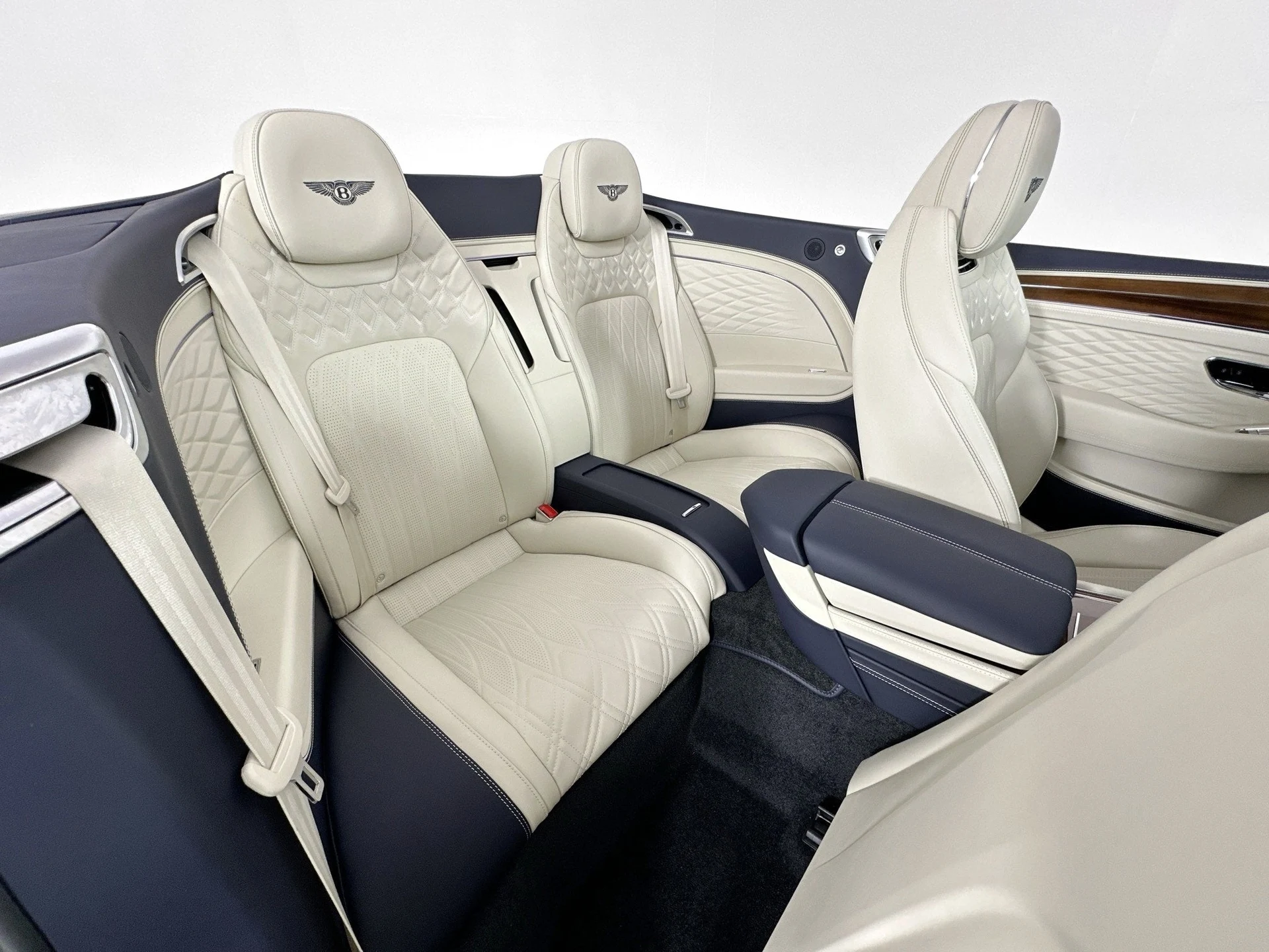 mph022_1568245151_23_a54977dd9e