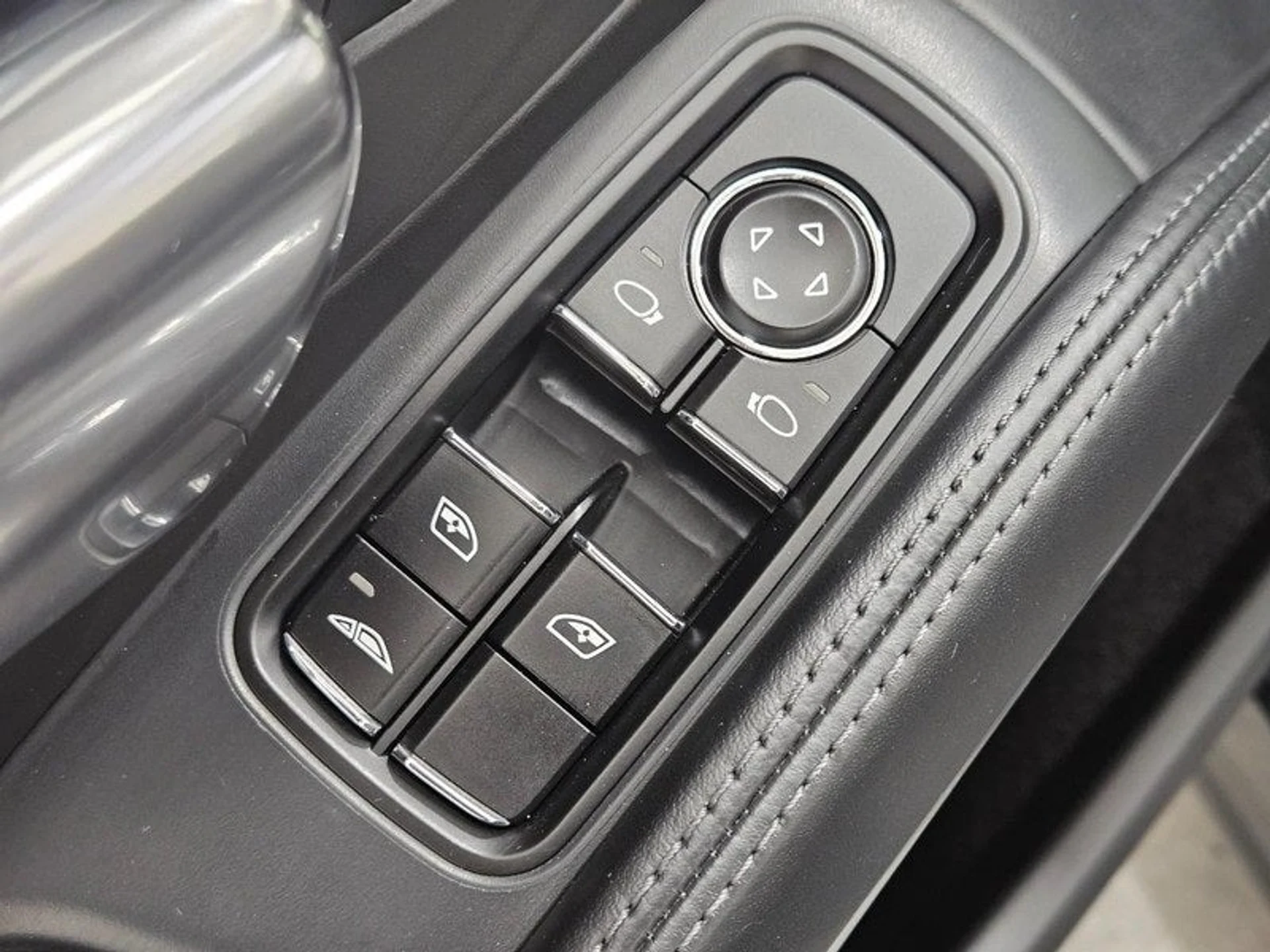 mph022_1583661008_23_5fa82f77c5