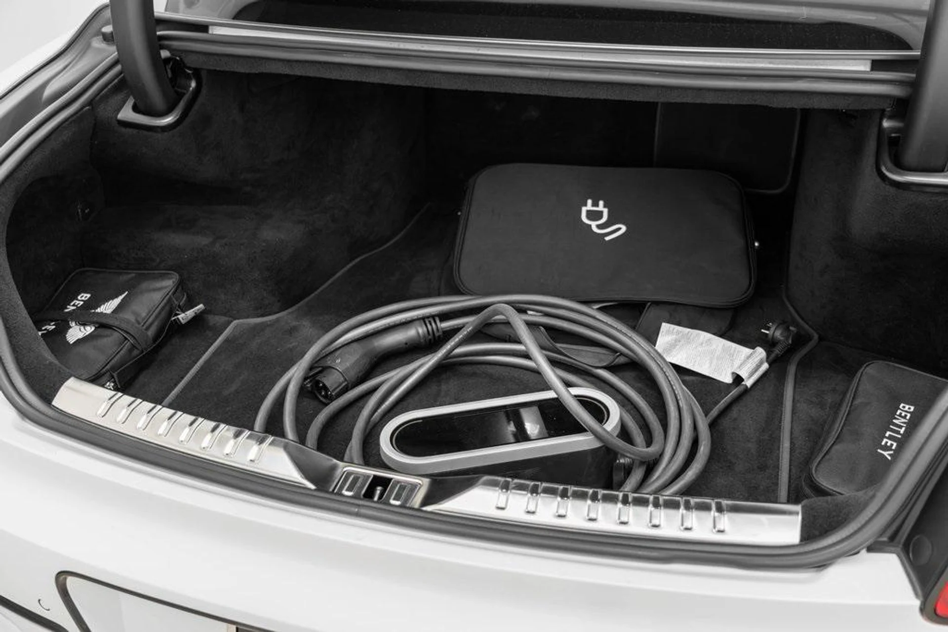 mph022_159615173_8h7o5_Xgmy_MNNFYI_Cue1he7_B_u_MQ_8340369524