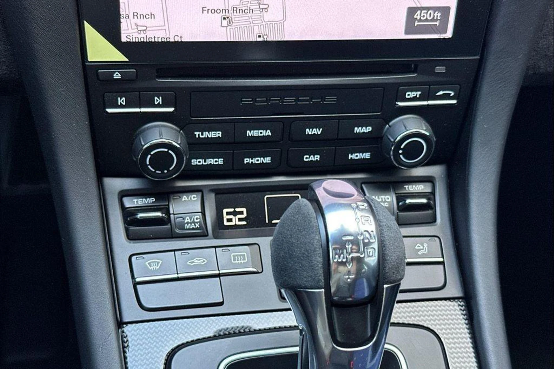 mph022_1599169942_v_Bax_Qe_R1_Ic_Rye_R9_Ye_Imo_D_Gs_VA_8_Q_5dc4cd452b