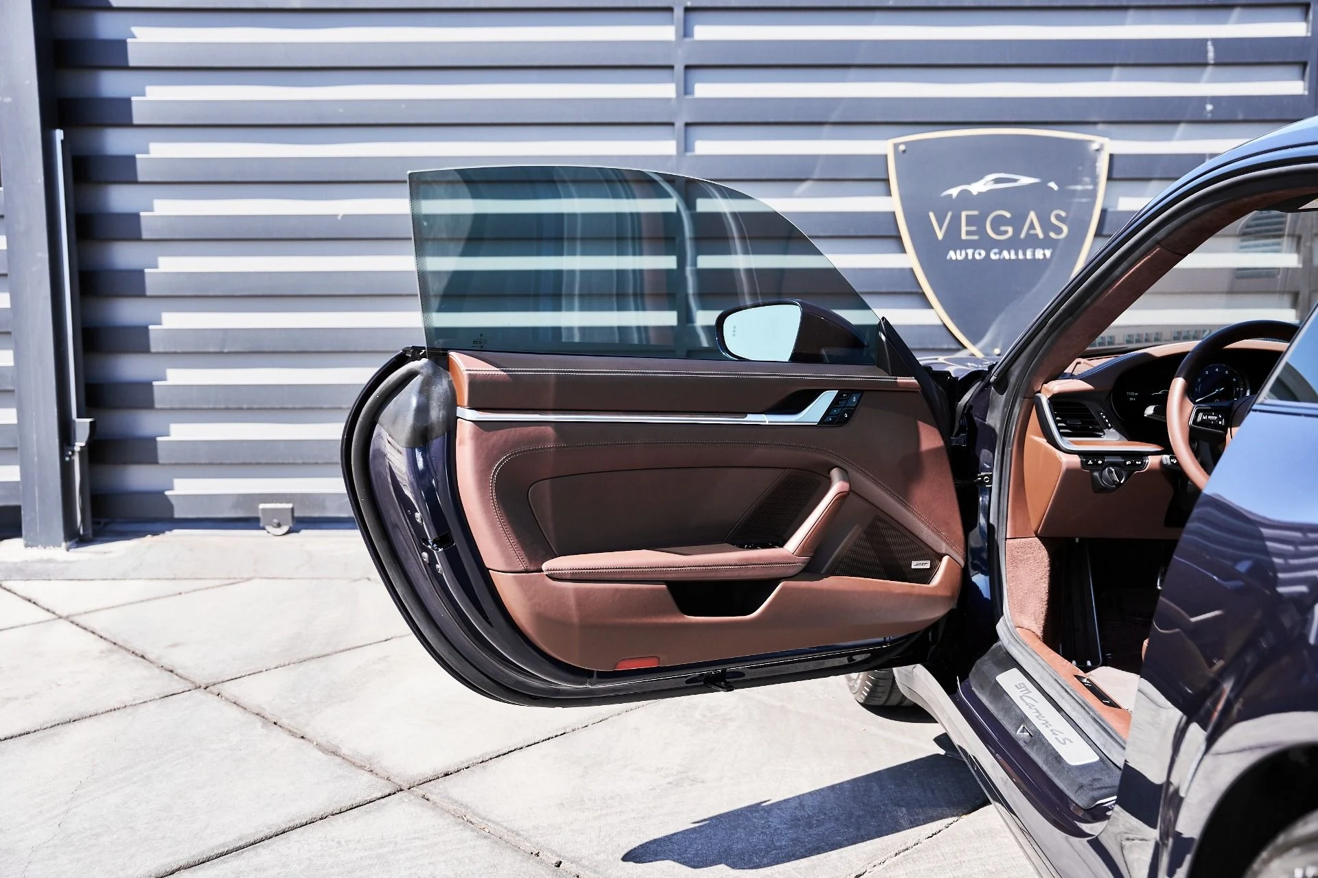 mph022_1606212529_Used_2020_Porsche_911_Carrera_4_S_1774720036_31a42e4c44