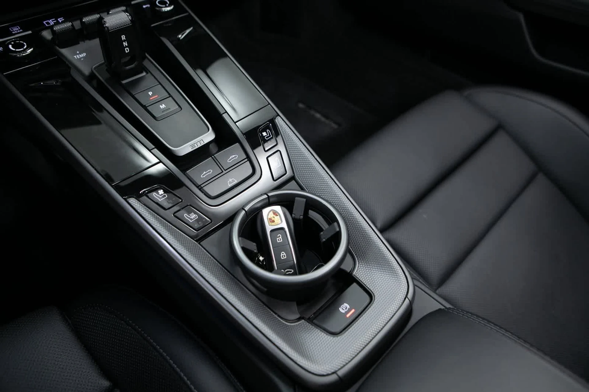 mph022_1607786995_2b9761ec83c5d74d7ec270f5bd8b2e6cx_79ec194e43