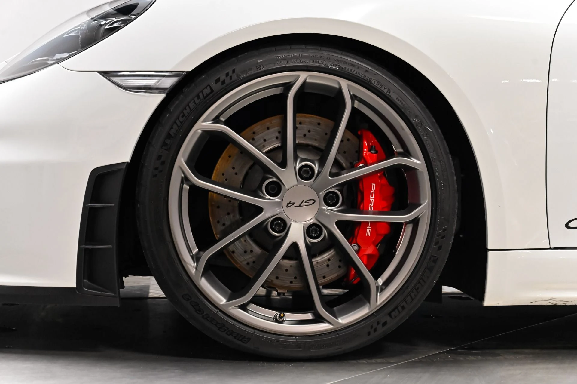 mph022_1615966675_Used_2022_Porsche_718_Cayman_GT_4_1793042587_505bb9cec7