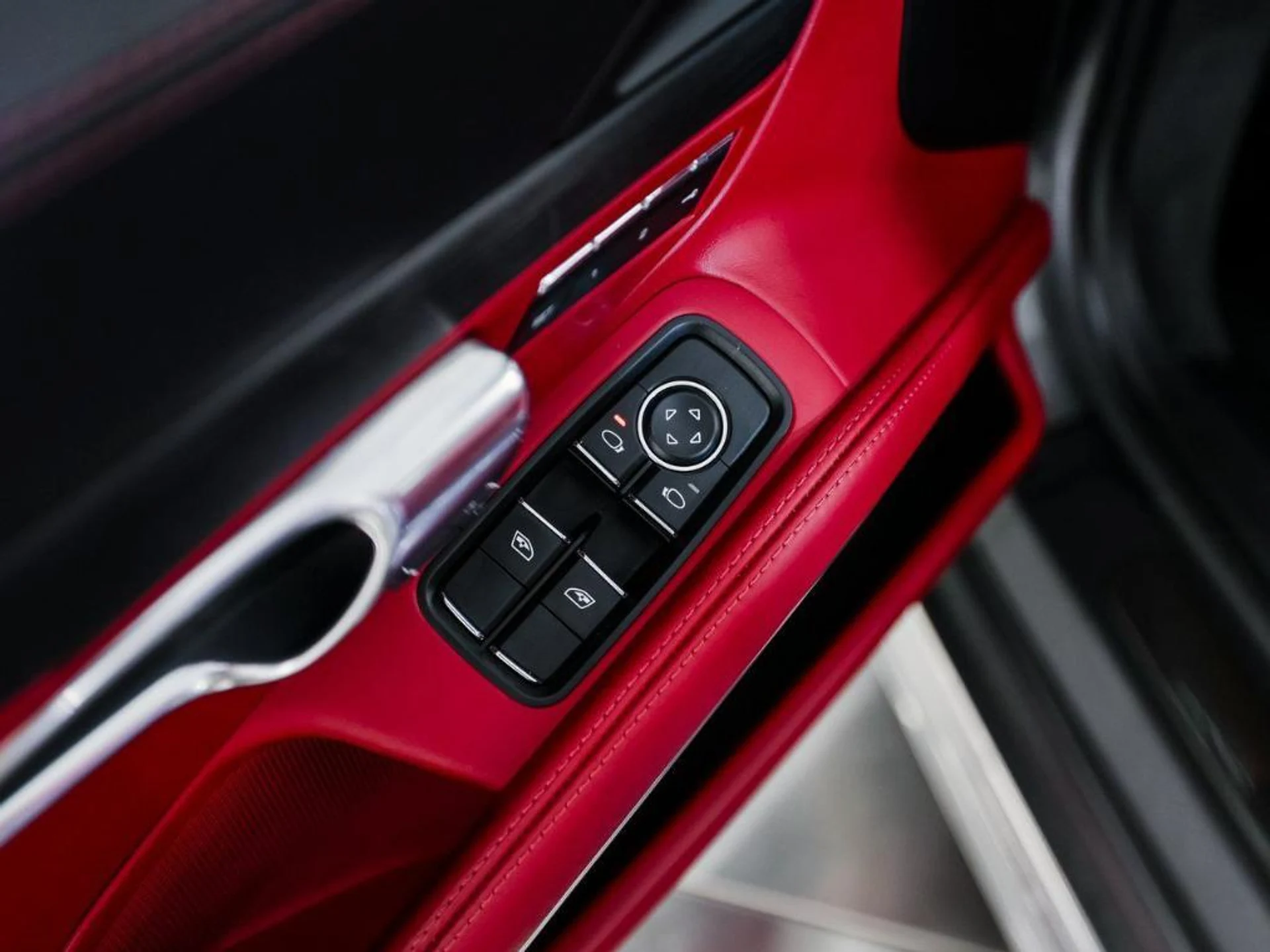 mph022_1617201165_v_R8t7_Vu1u_Jbf_A4w_X_Xlk_NK_Kb0_6a7f376d42