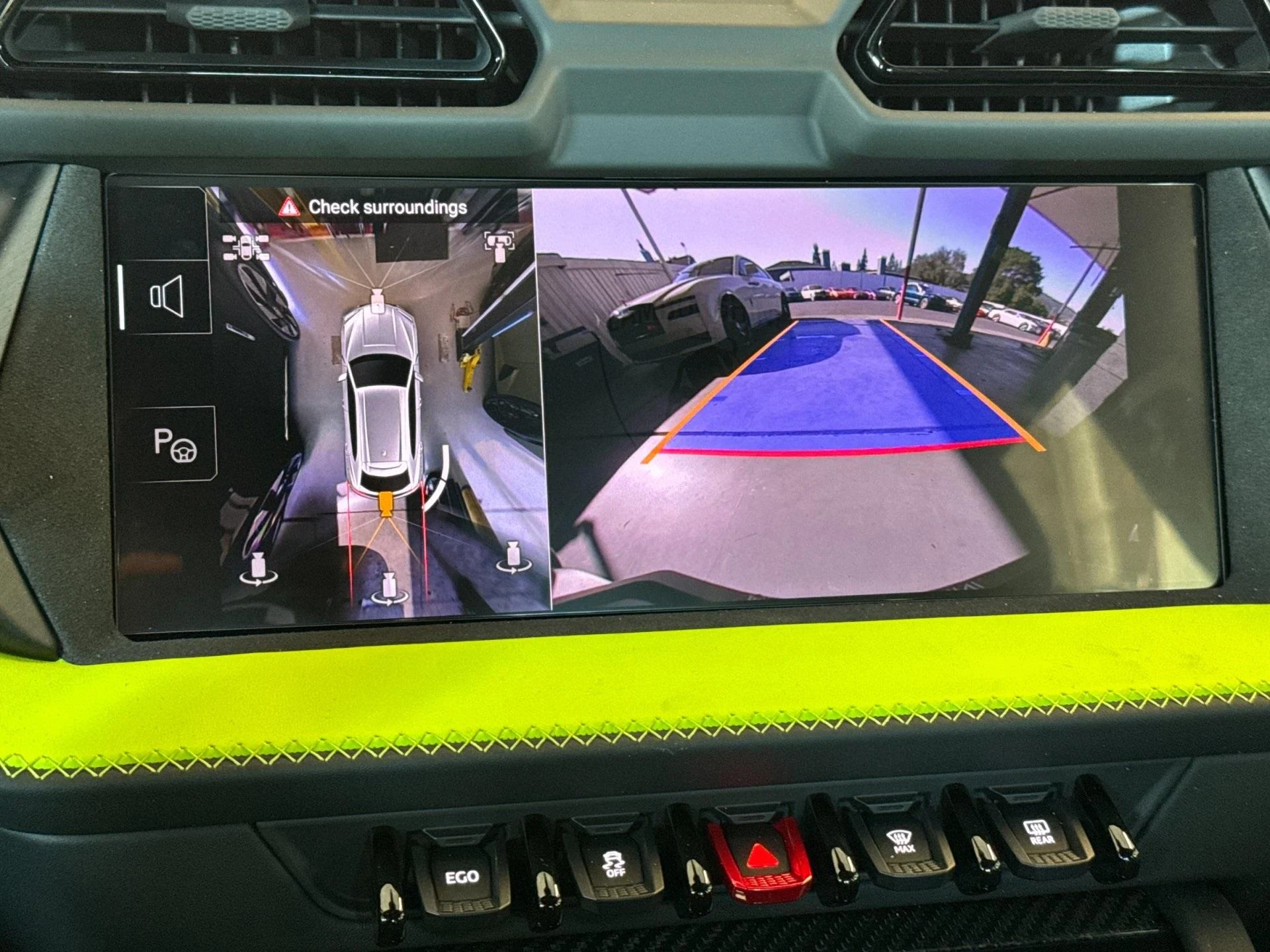 mph022_161822109_New_2025_Lamborghini_Urus_SE_1755094462_3bb76993f9