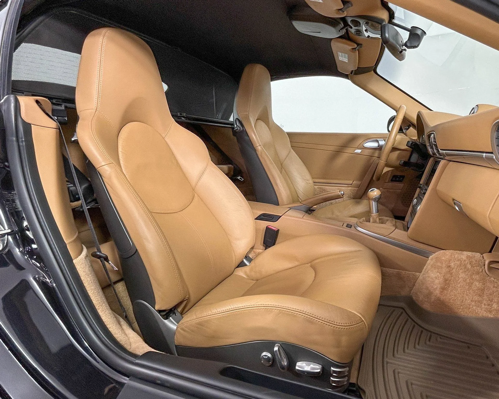 mph022_1621158182_968c44a4e9684856b9cddf8b3e09800e_f77717768e