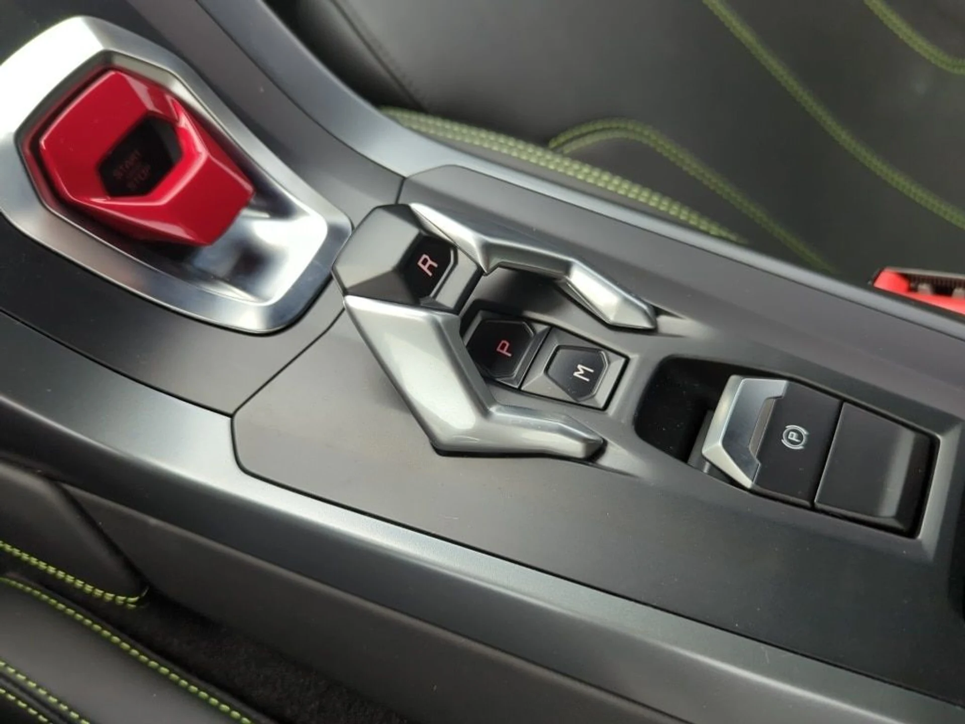 mph022_1632397971_e564624131ff147ce4aafff345634968x_feb05bff25