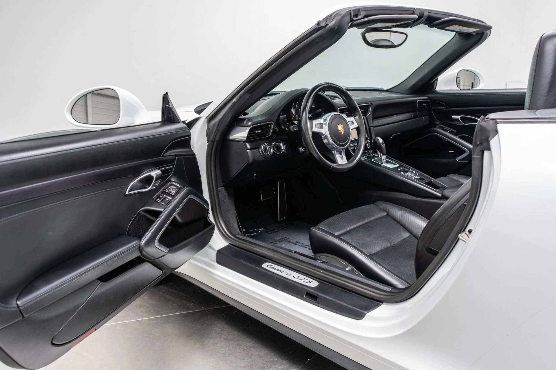 mph022_1637479876_Used_2015_Porsche_911_Carrera_GTS_Cabriolet_Premium_Package_Plus_Bose_Audio_1787757474_12332becb4
