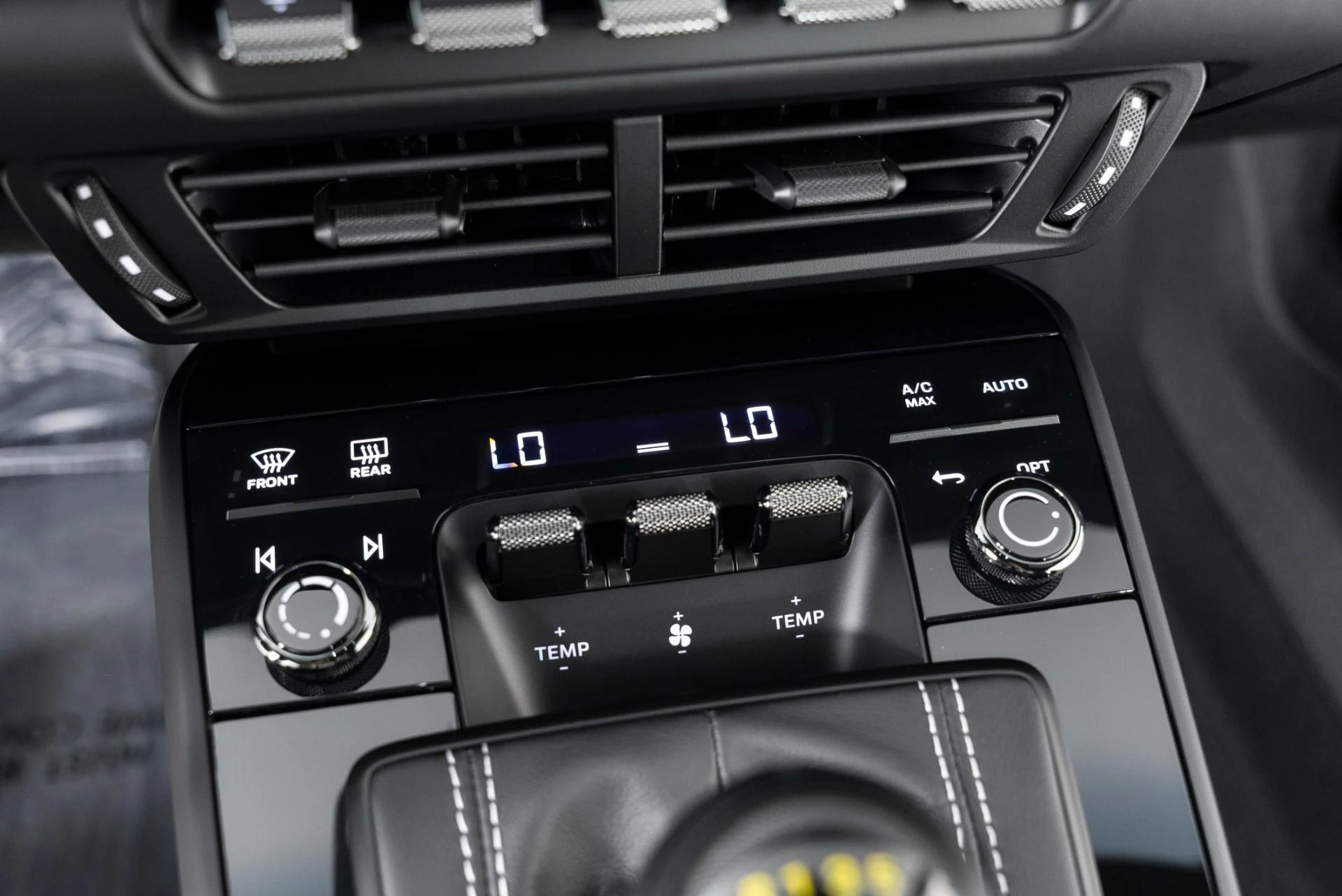 mph022_1642182619_Used_2025_Porsche_911_GT_3_Touring_1758929798_823d4faa15