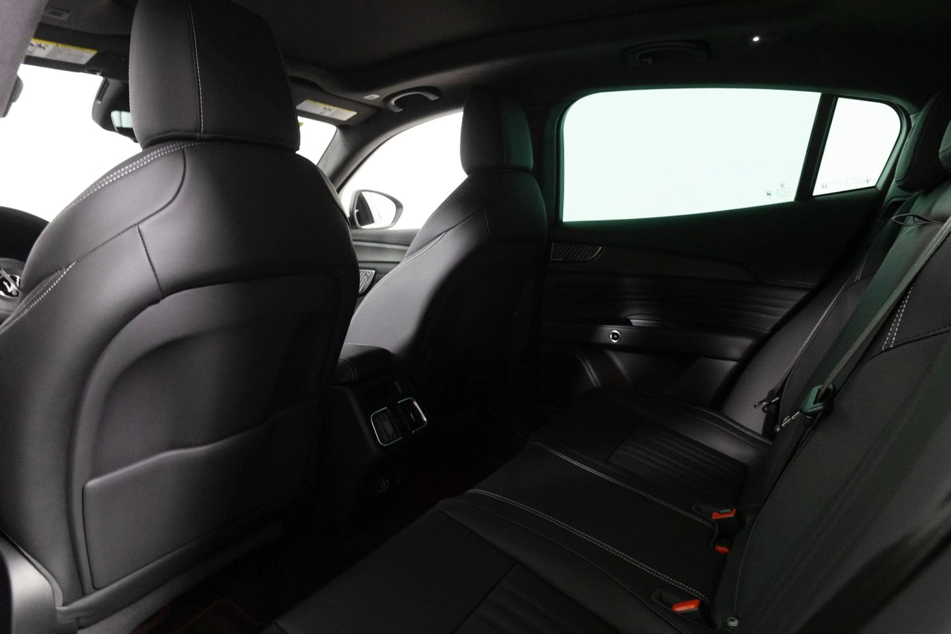 mph022_1642602324_14ebc4675e3341e99ddf80cd2f08b450_61e136c23d