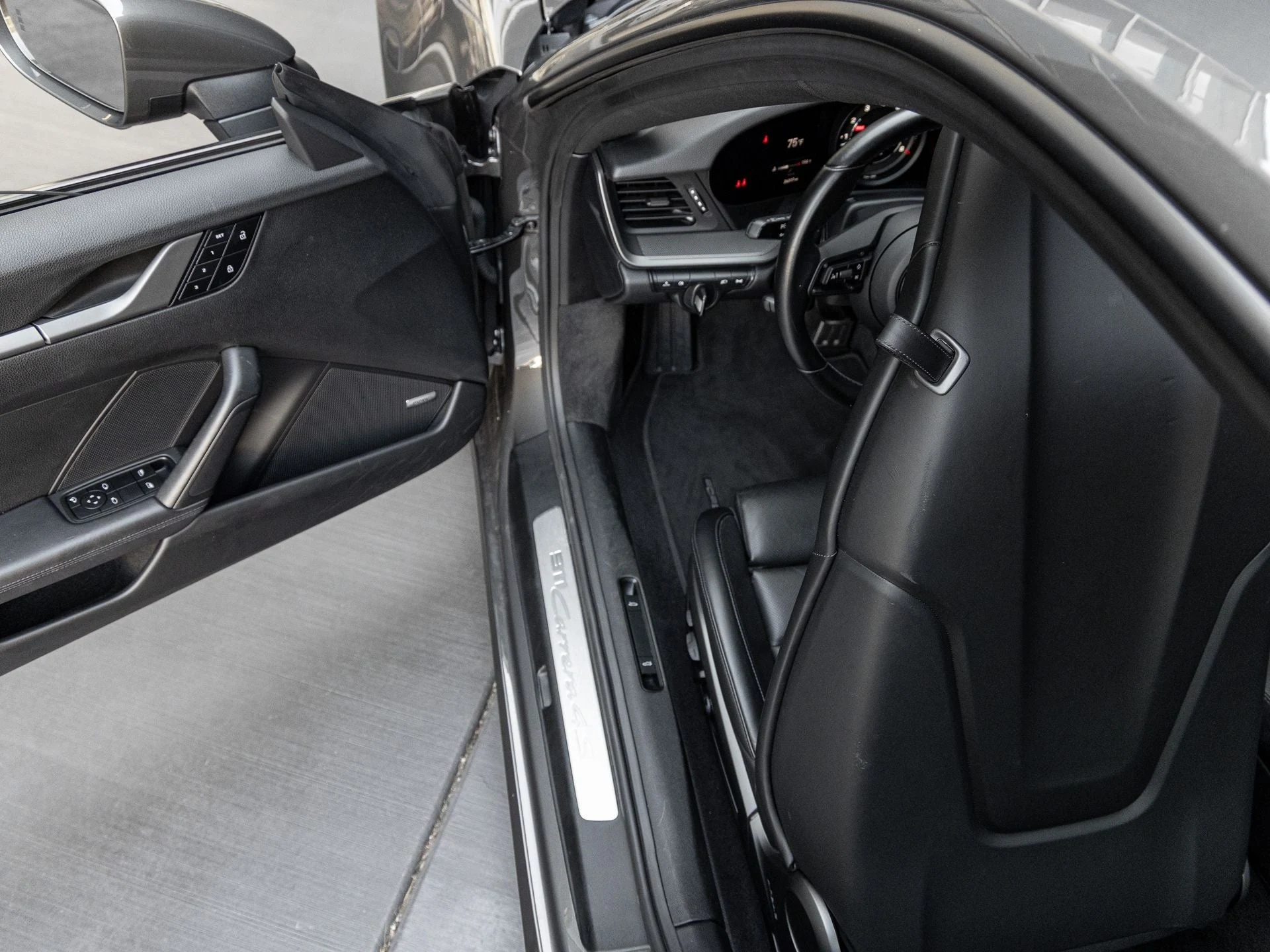 mph022_164413941_23_39e6ee01c5