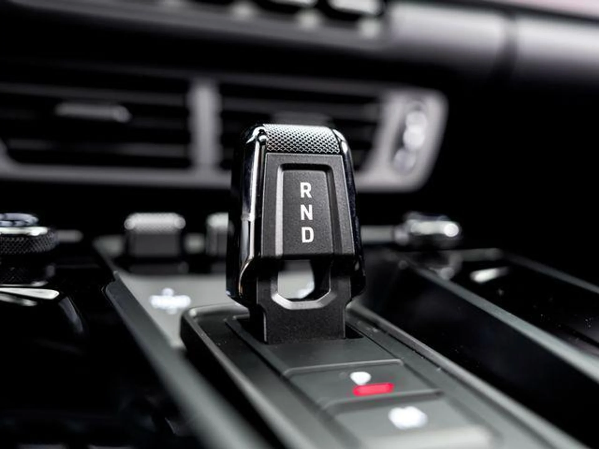 mph022_1666594188_vx_XLJ_Crq2_Gy_Xdd_QJZZDL_2emxx_Us_be6839feab