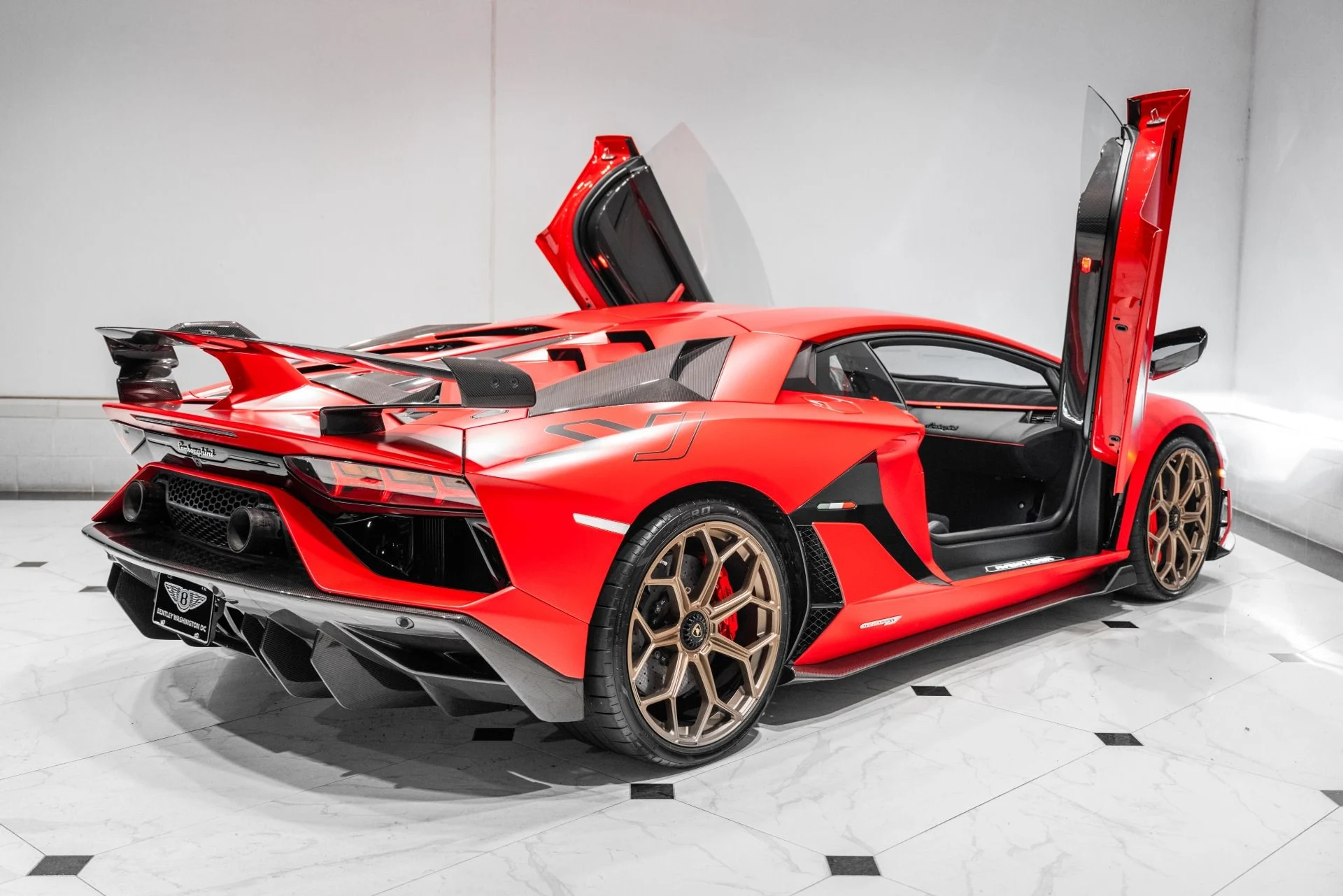 mph022_167127341_Used_2021_Lamborghini_Aventador_LP_770_4_SVJ_Coupe_1783957098_f424e17cec