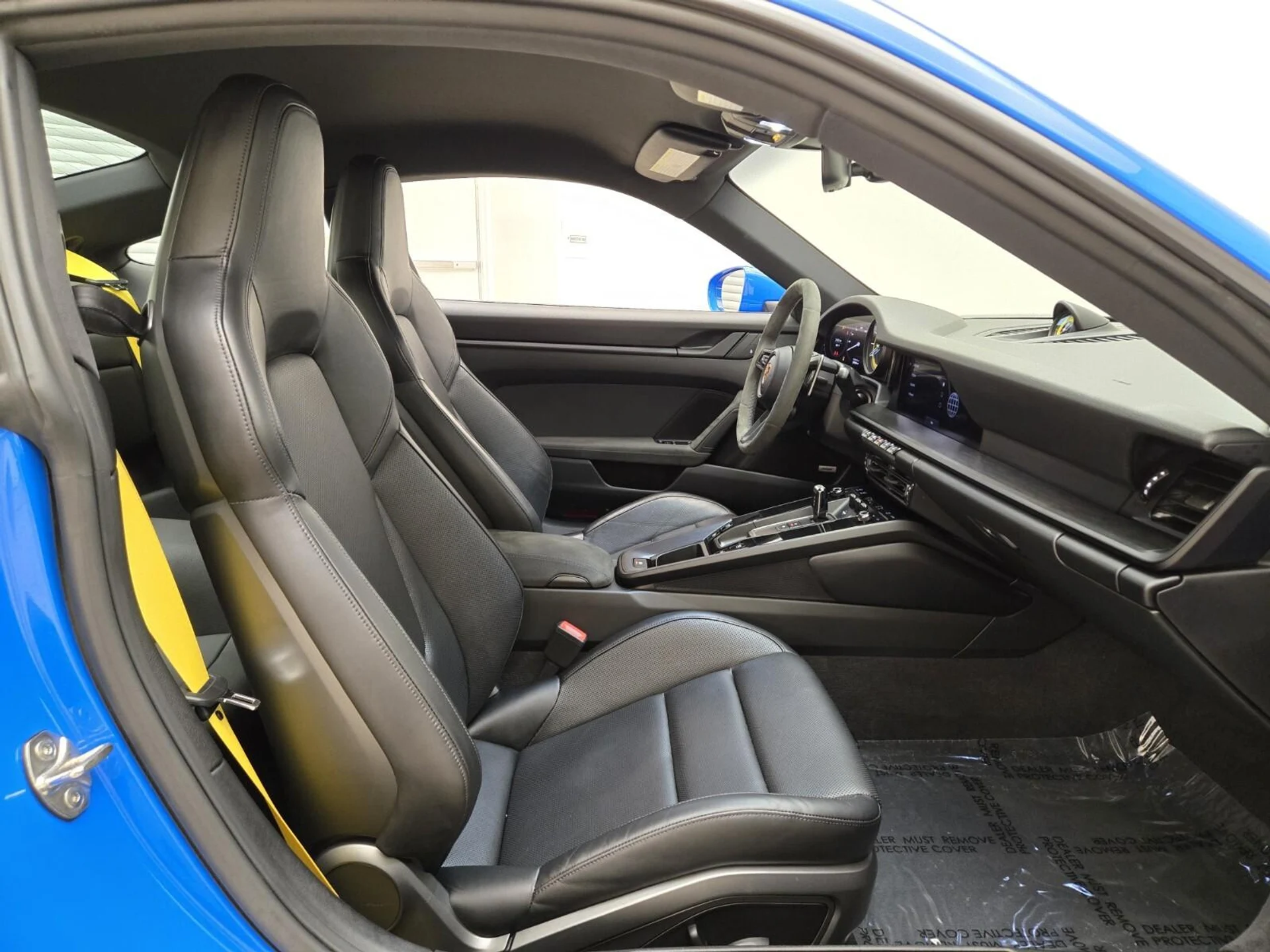 mph022_1671318316_Used_2022_Porsche_911_1768891660_8b966391de