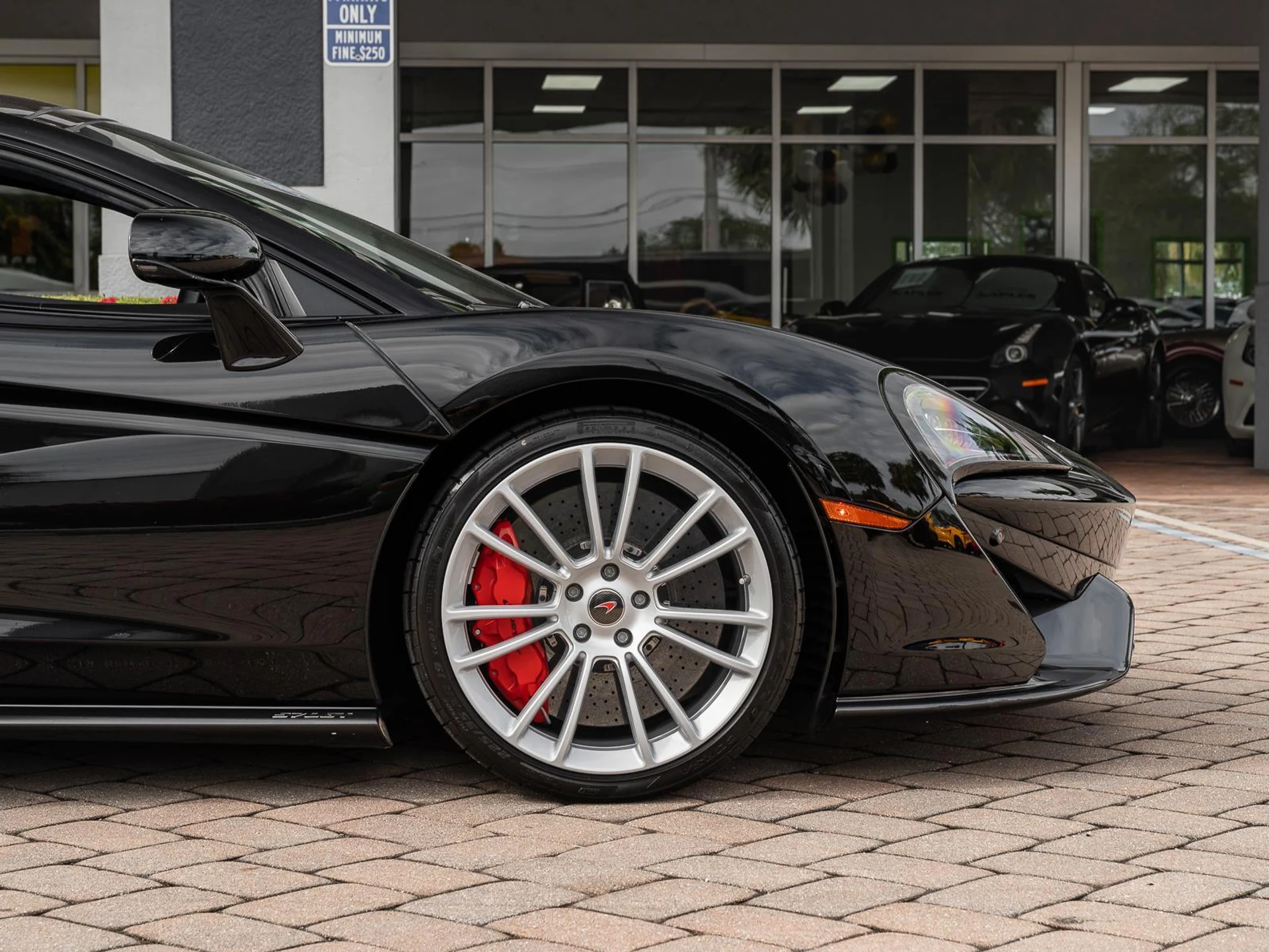 mph022_1672734651_Used_2018_Mc_Laren_570_GT_1768385501_f45447cc73