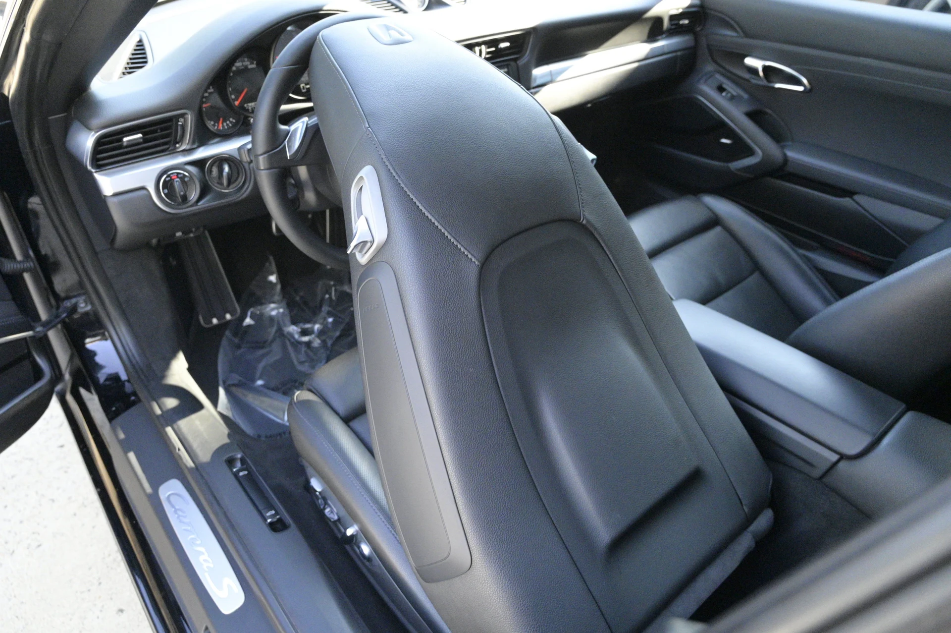 mph022_1672796474_711dda72d58d452fa953b1e5c187659c_38ff9fc370