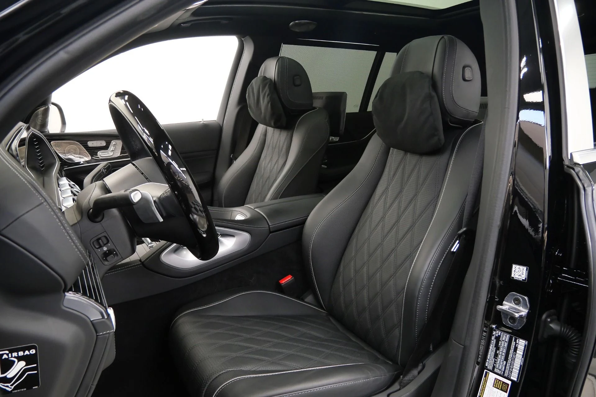 mph022_167359214_Used_2025_Mercedes_Benz_Maybach_GLS_600_4_MATIC_Monoblock_Wheels_4_Seat_Configuration_Rear_Entertainment_1776793710_a92d209a94