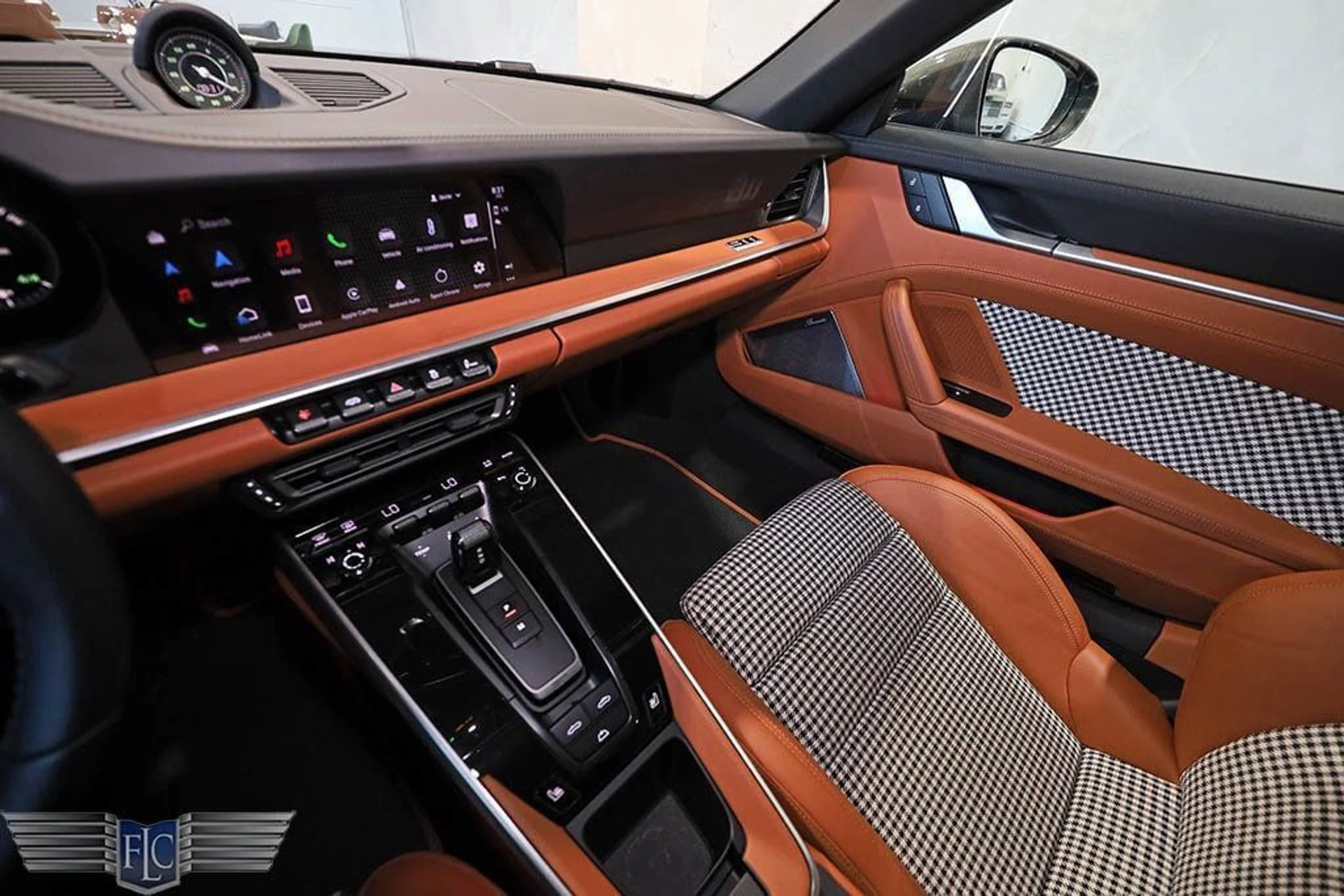 mph022_168089865_used_2024_porsche_911_turboscabriolet_9689_22927458_23_1024_009e8884c6