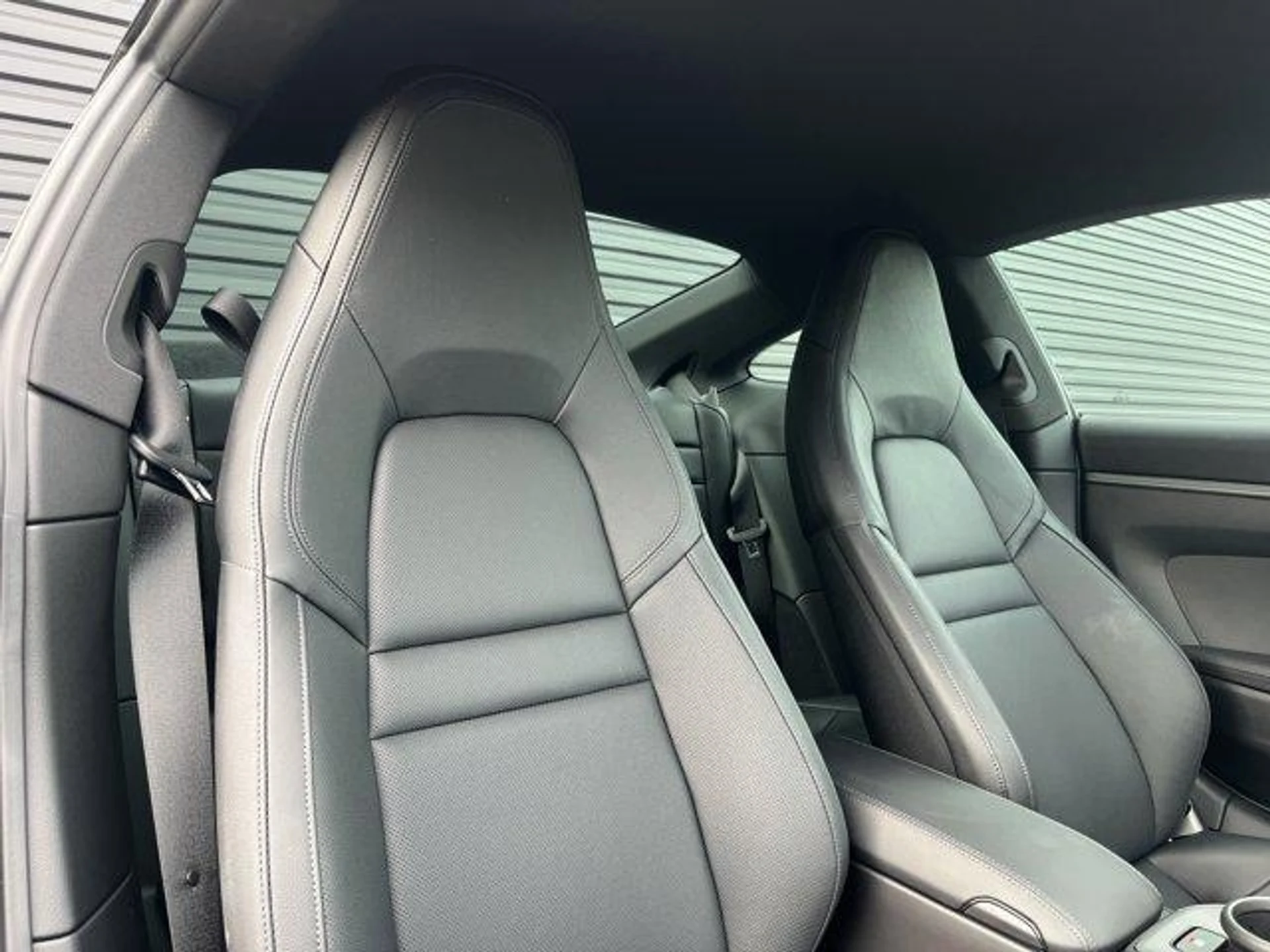 mph022_168190074_f1_Ll_So_XT_7kp9_NT_Den14r_Etbhb_F4_6a2a1c3eda