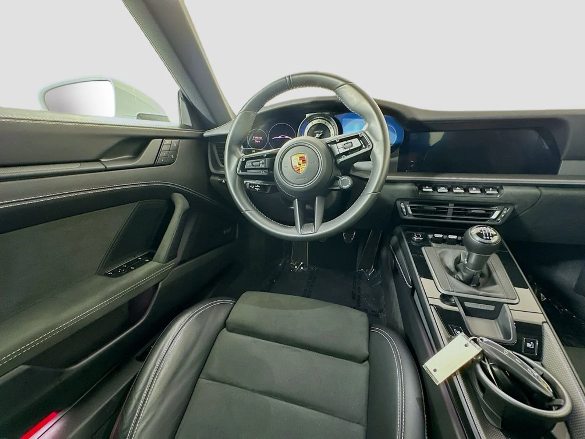 mph022_1693571448_d1eaafe234b8d10dfae33e4f9fb34963x_febf1074d4